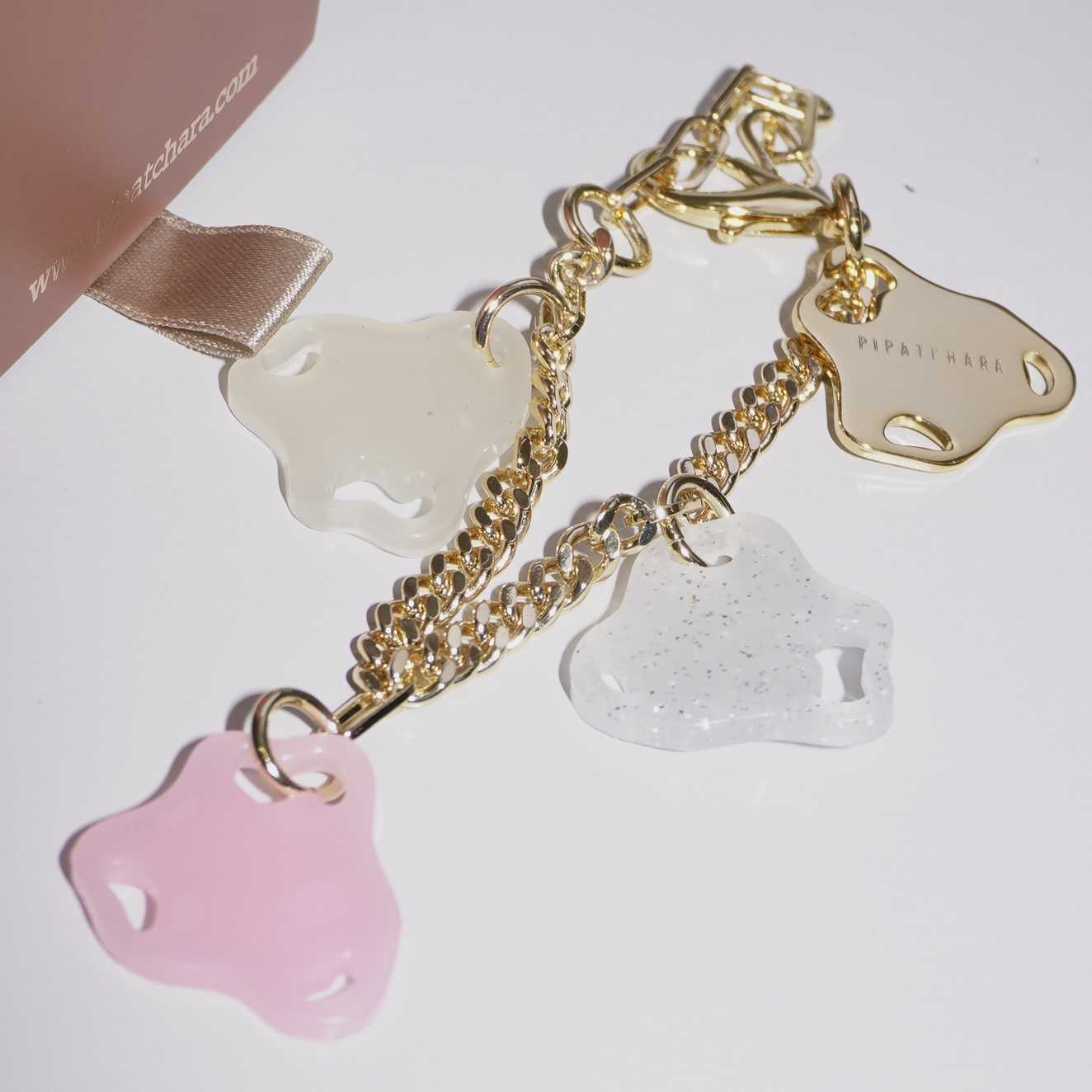 (พรีออเดอร์) Infinitude Single chain bracelet - Sakura (Free size)