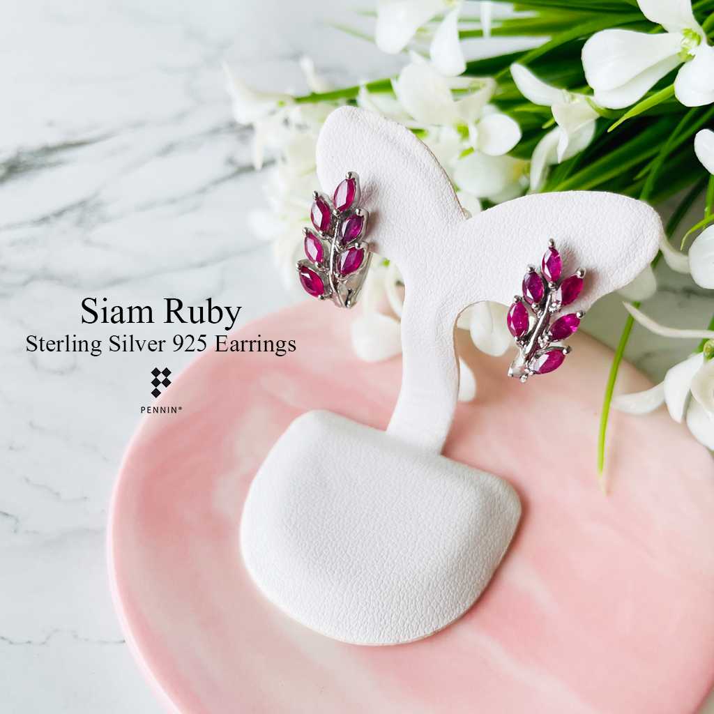 E09309 ต่างหูใบมะกอก พลอยทับทิม จันทบุรี เผาเก่า (Siam Ruby) สีแดงอมชมพู สวยหวาน  แบบคลิปหางกระรอก