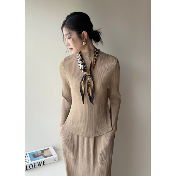 2MUAY รุ่น GJO11032 เสื้อพลีทผ้าแมตต์ HIGH NECK LONG SLEEVE PLEATED TOP 10 สี FREE SIZE