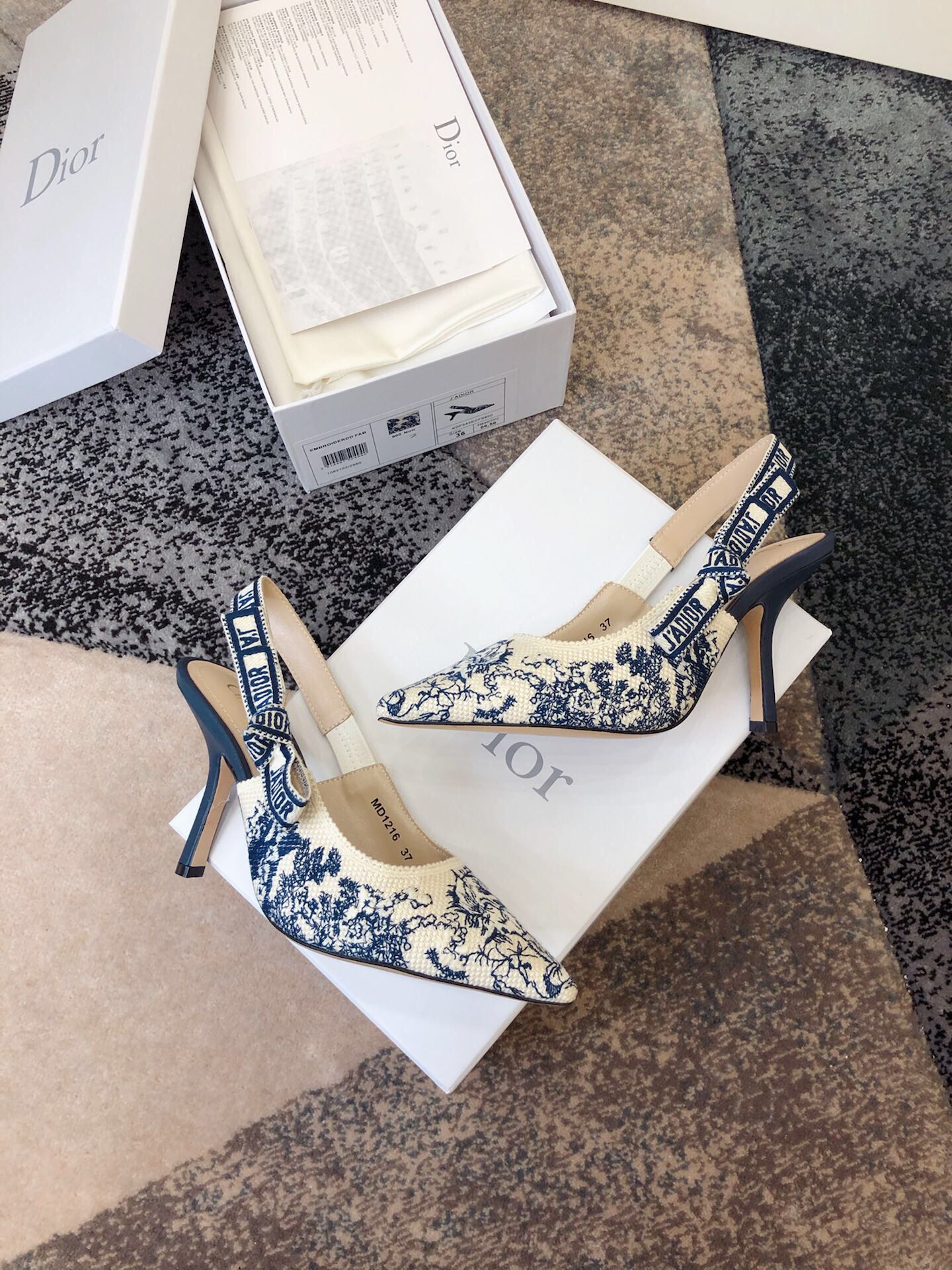 Dior