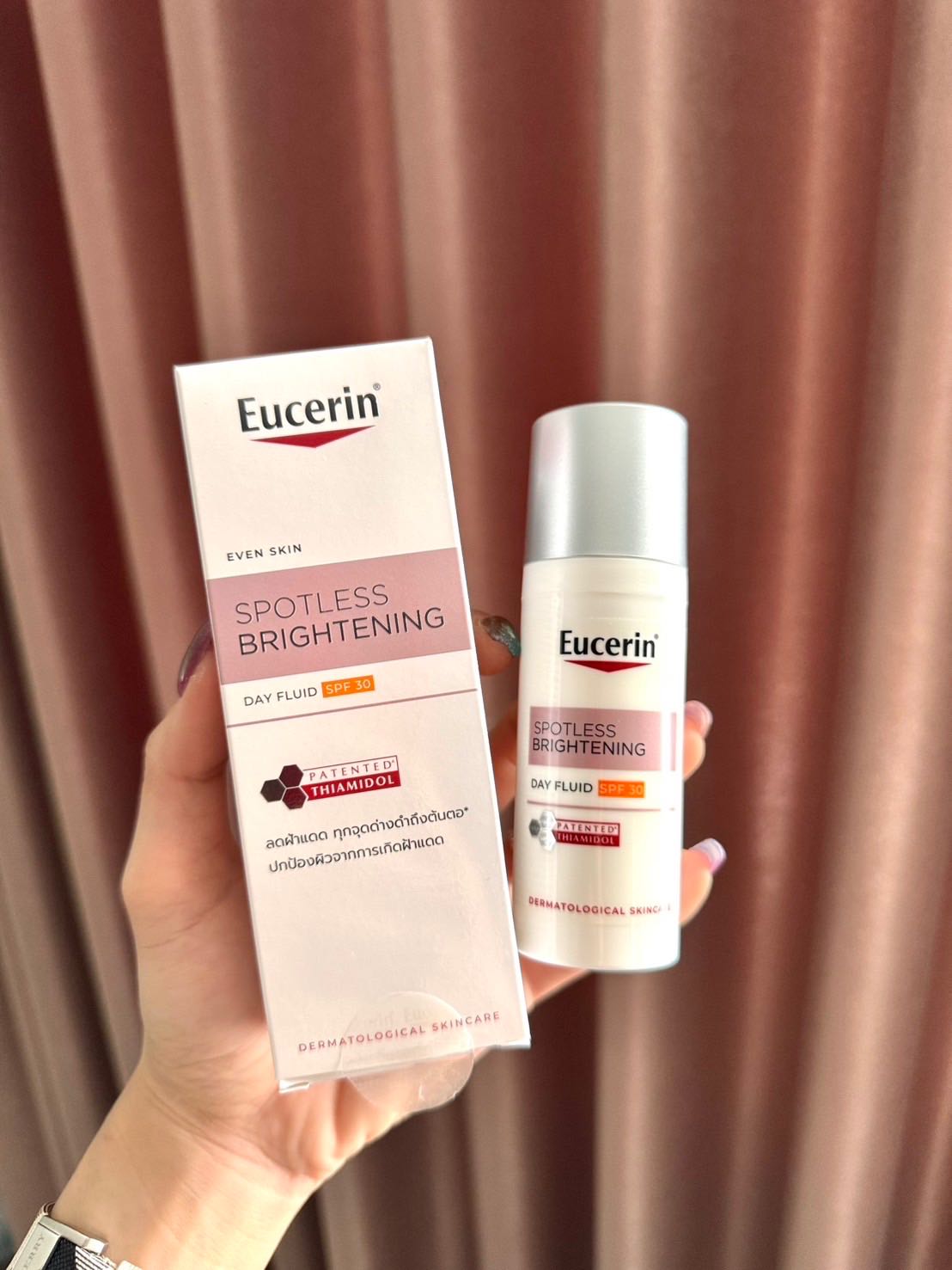 SPOTLESS BRIGHTENING DAY FLUID UVA/UVB SPF30 