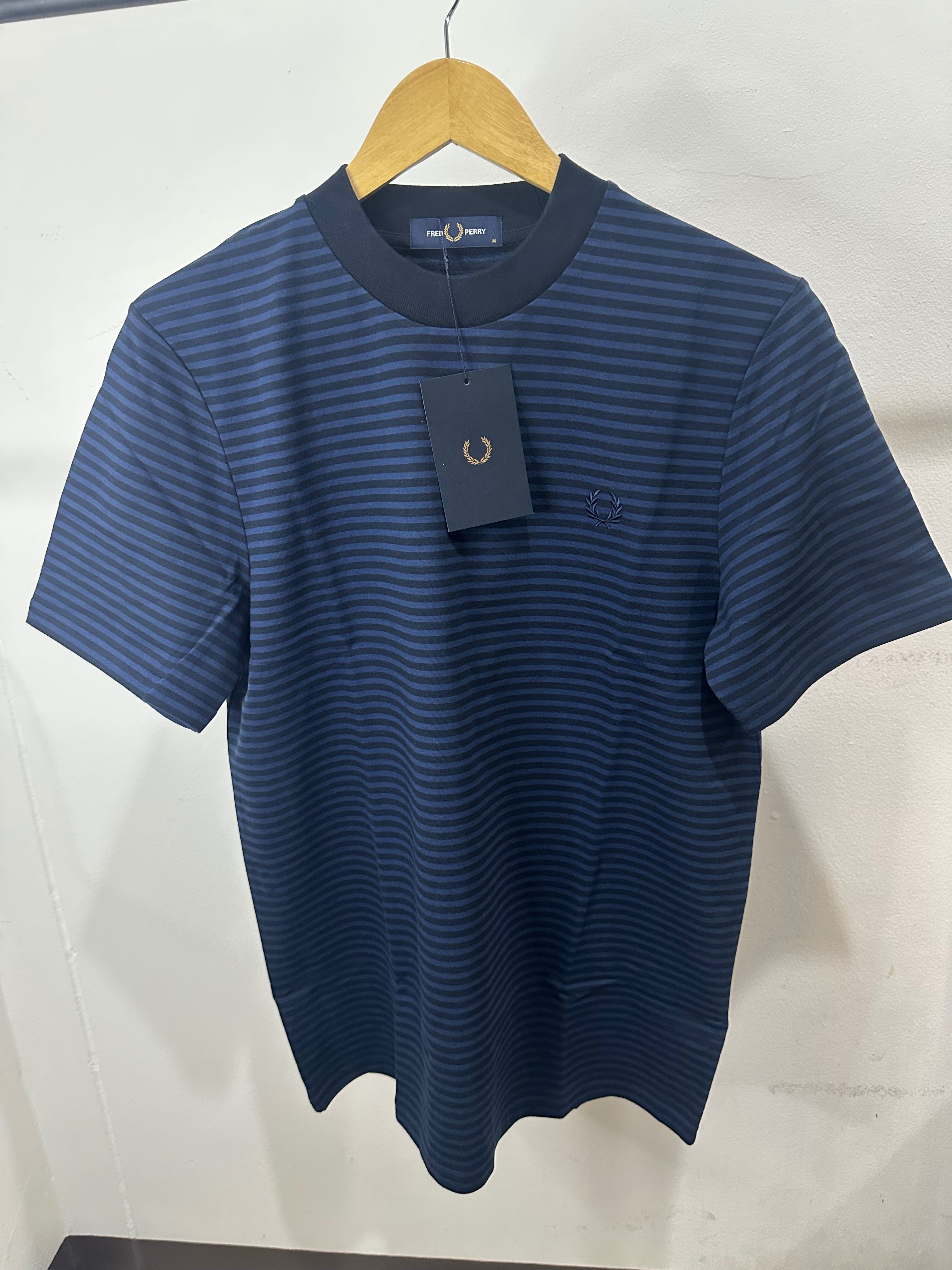 Fred perry Stripe คอหนา สีนำ้เงินกรม