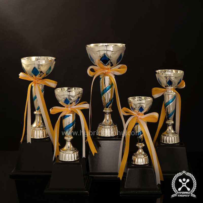 Hybrid Trophy ถ้วยรางวัลโลหะอิตาลี HYB-221 สี Blue