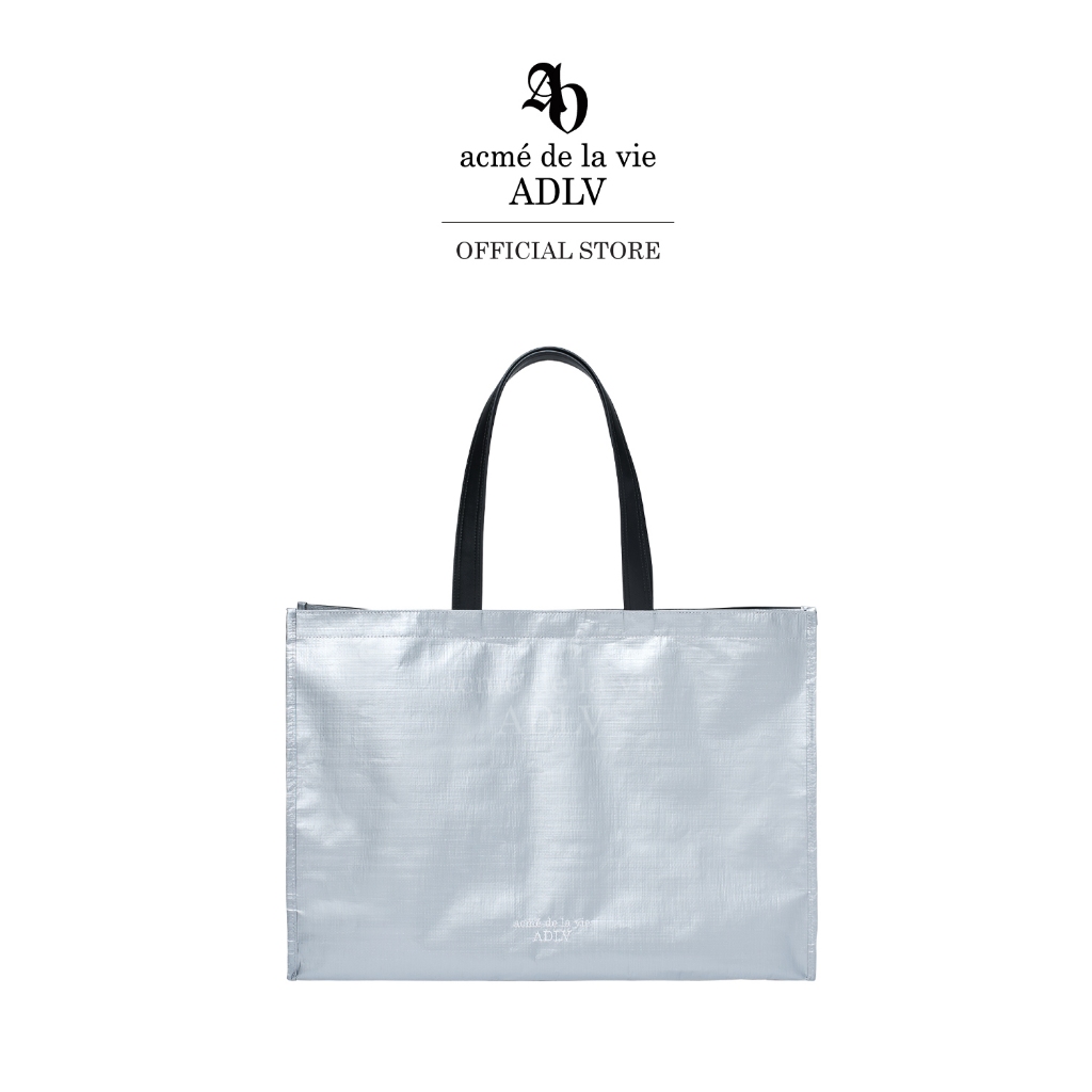 ADLV [acme de la vie] กระเป๋า รุ่น Basic Logo Tarpaulin Shopper Bag Silver