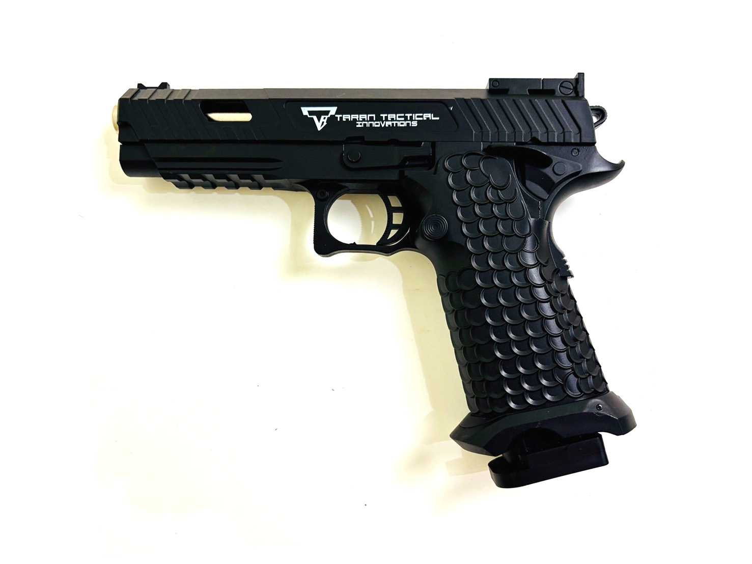 ปืนอัดลมสั้น รุ่น Taran Tactical Innovation ระบบชักยิงทีละนัด