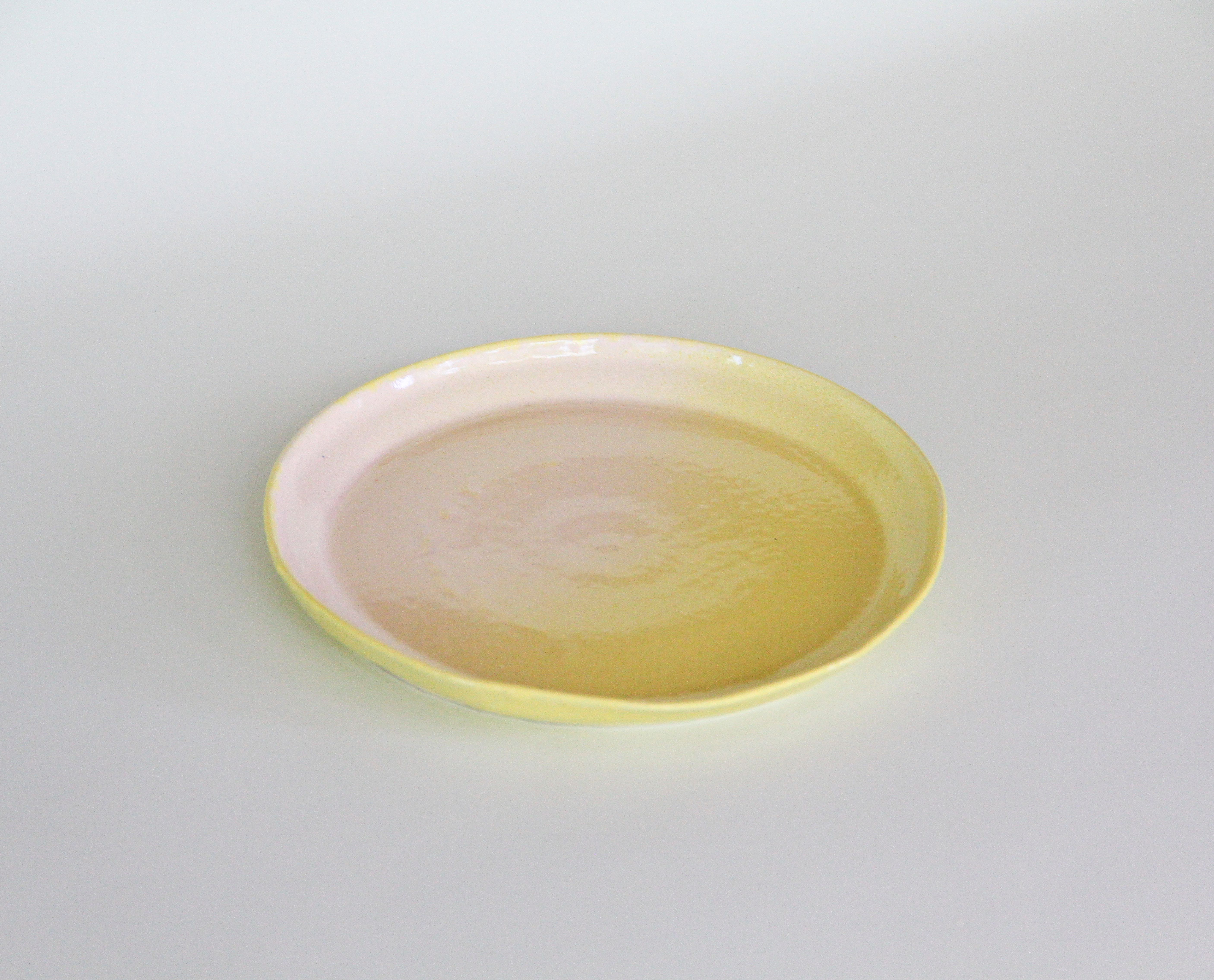 White Canary Gradient Plate