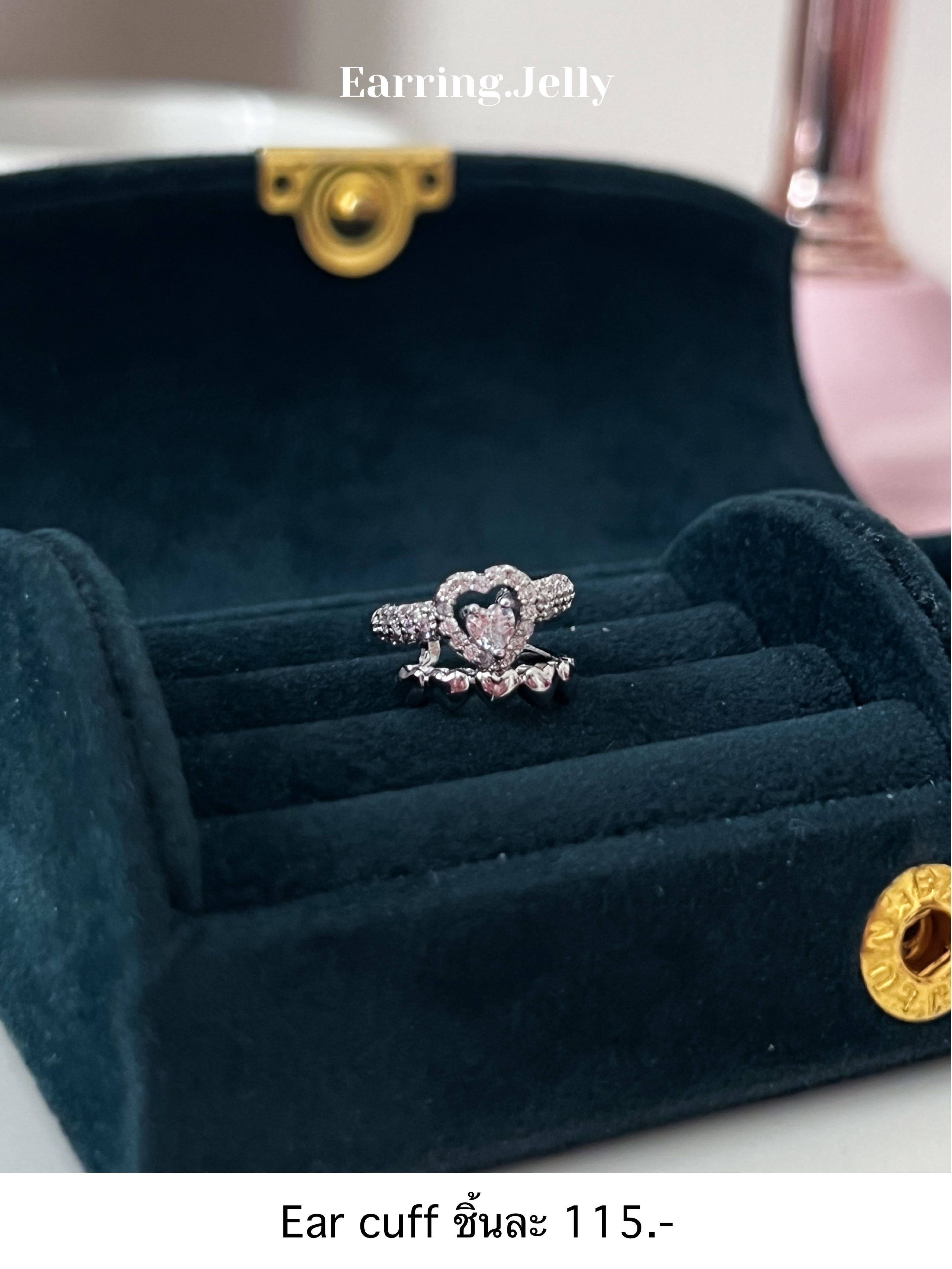EC Ear Cuff ขอบเพชรหัวใจกลาง