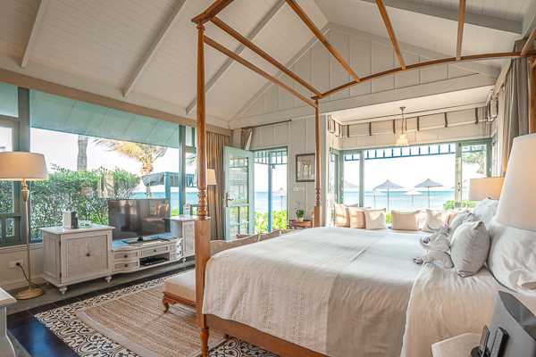 TTT#77 : Beachfront Villa with Sea View(เข้าพักช่วง 1 มี.ค. - 31 ต.ค. 2569 | งดใช้วันหยุดนักขัตฤกษ์)