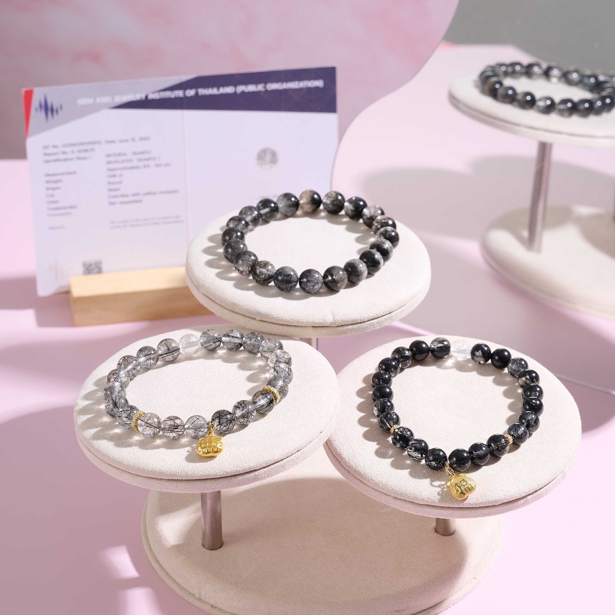 กำไลหินไหมดำ เสริมการเงิน ป้องกันพลังงานลบ ดึงดูดโชคลาภ  Black Ritulated Quartz  (ไหมดำ)🖤