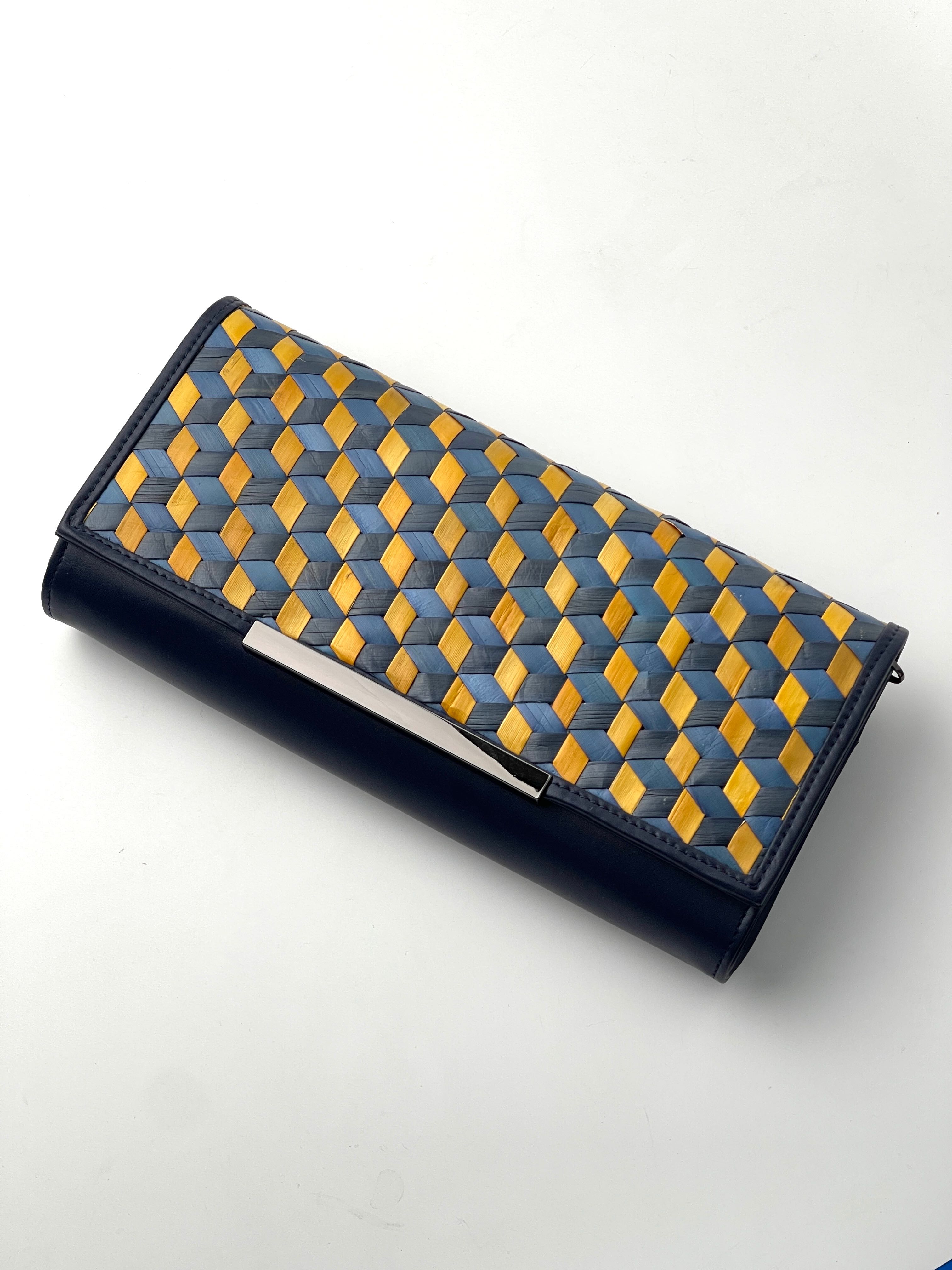 Origin-Clutch | Yorsaeng-Navy (sample)