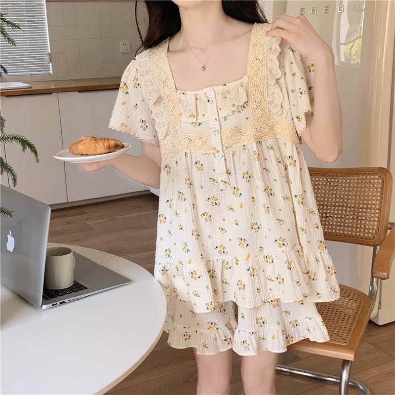 ชุดนอน꙳ 🌥️🌥️𝐬𝐞𝐭 𝐒𝐮𝐧𝐟𝐥𝐨𝐰𝐞𝐫🌼🌻⚡️