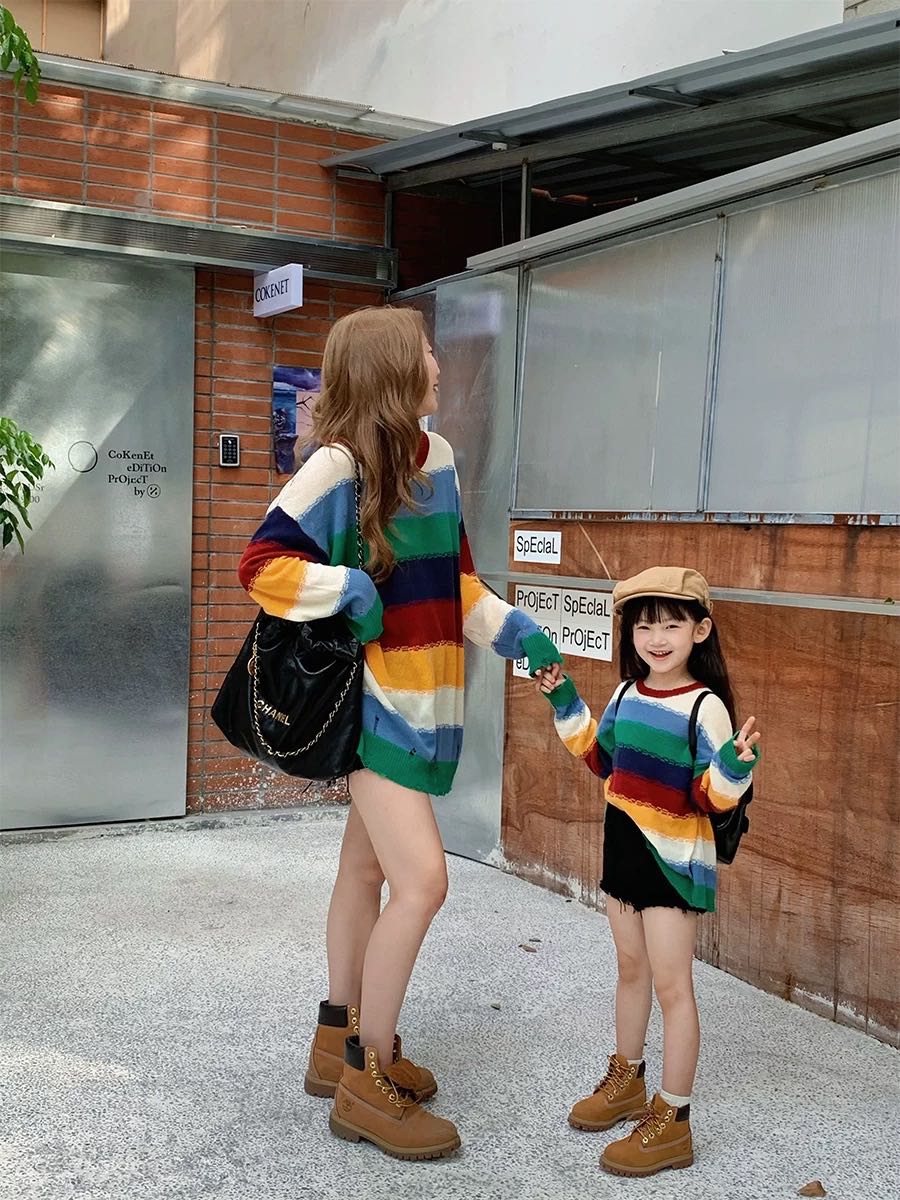 Pre order 12-18วัน เสื้อไหมพรมแม่-ลูก สีเรนโบว์