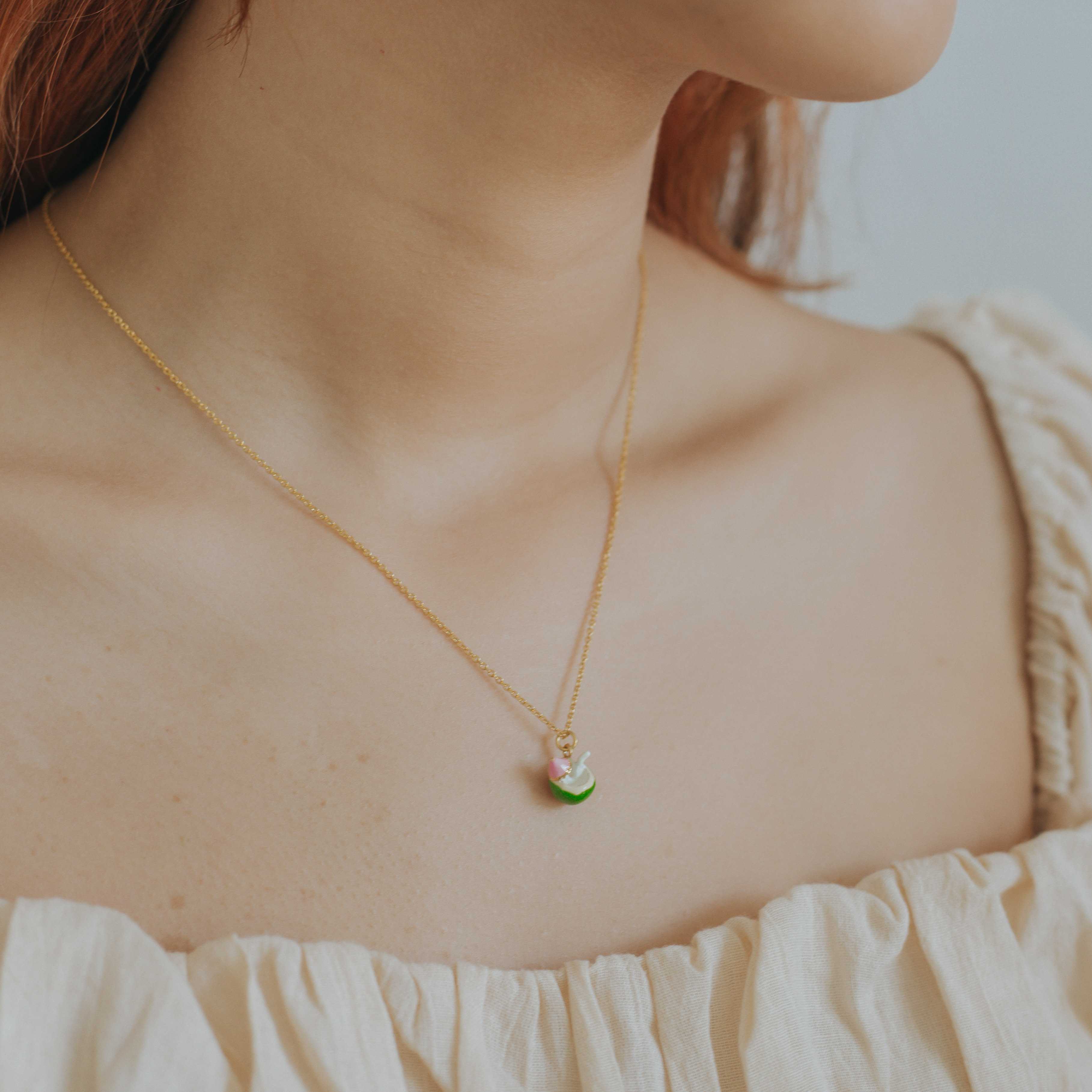 Necklace /สร้อยคอจี้รูปมะพร้าว