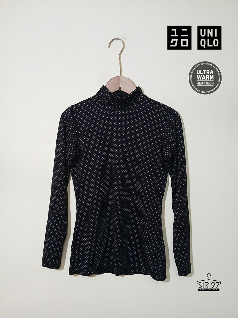 เสื้อคอเต่าแขนยาว Uniqlo Heattech ลายจุด สีดำ สภาพ90%