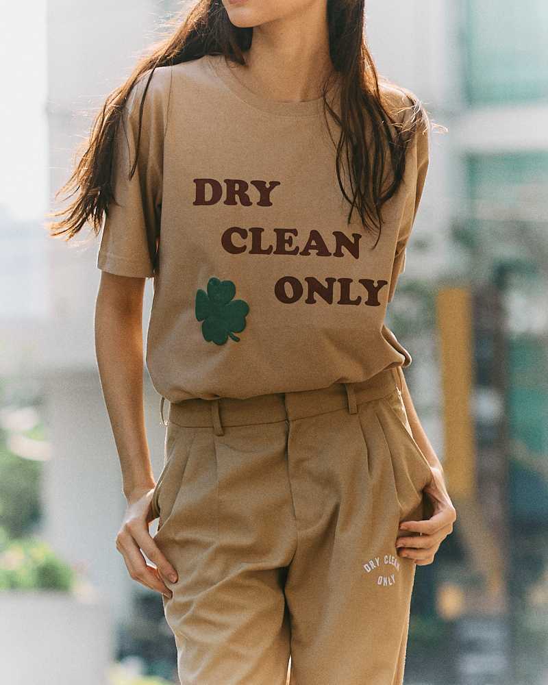 DCO LUCKY CLOVER TEE ( BEIGE )