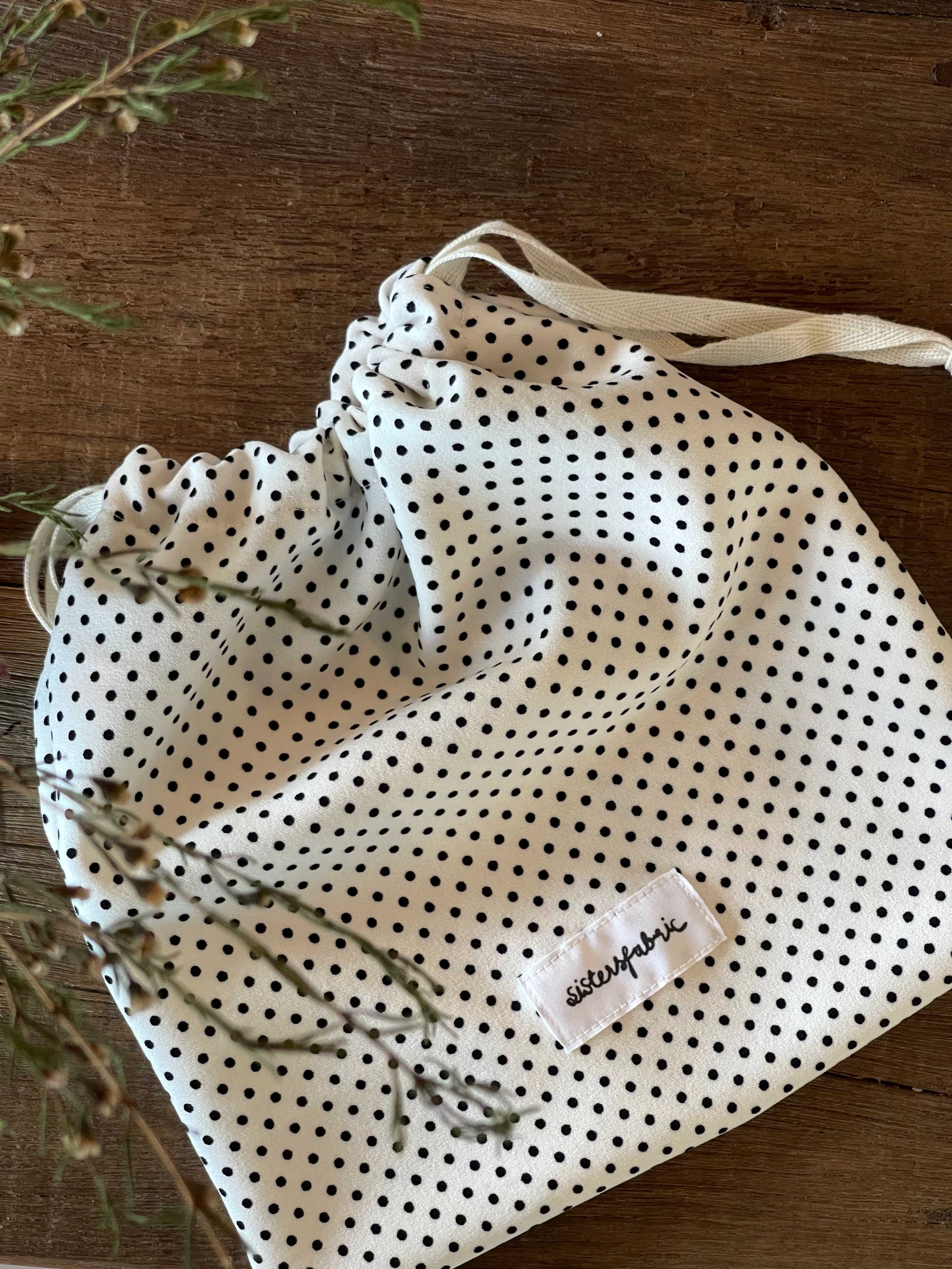 Sistersfabric - Sistersfabric Polkadot mini bag