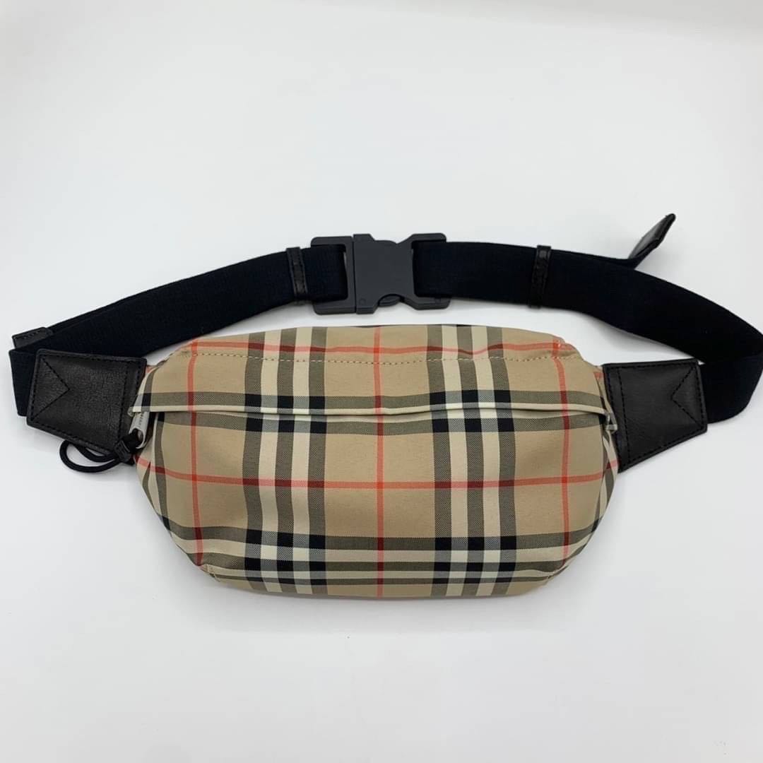 BURBERRY VINTAGE CHECK NYLON BELT BAG