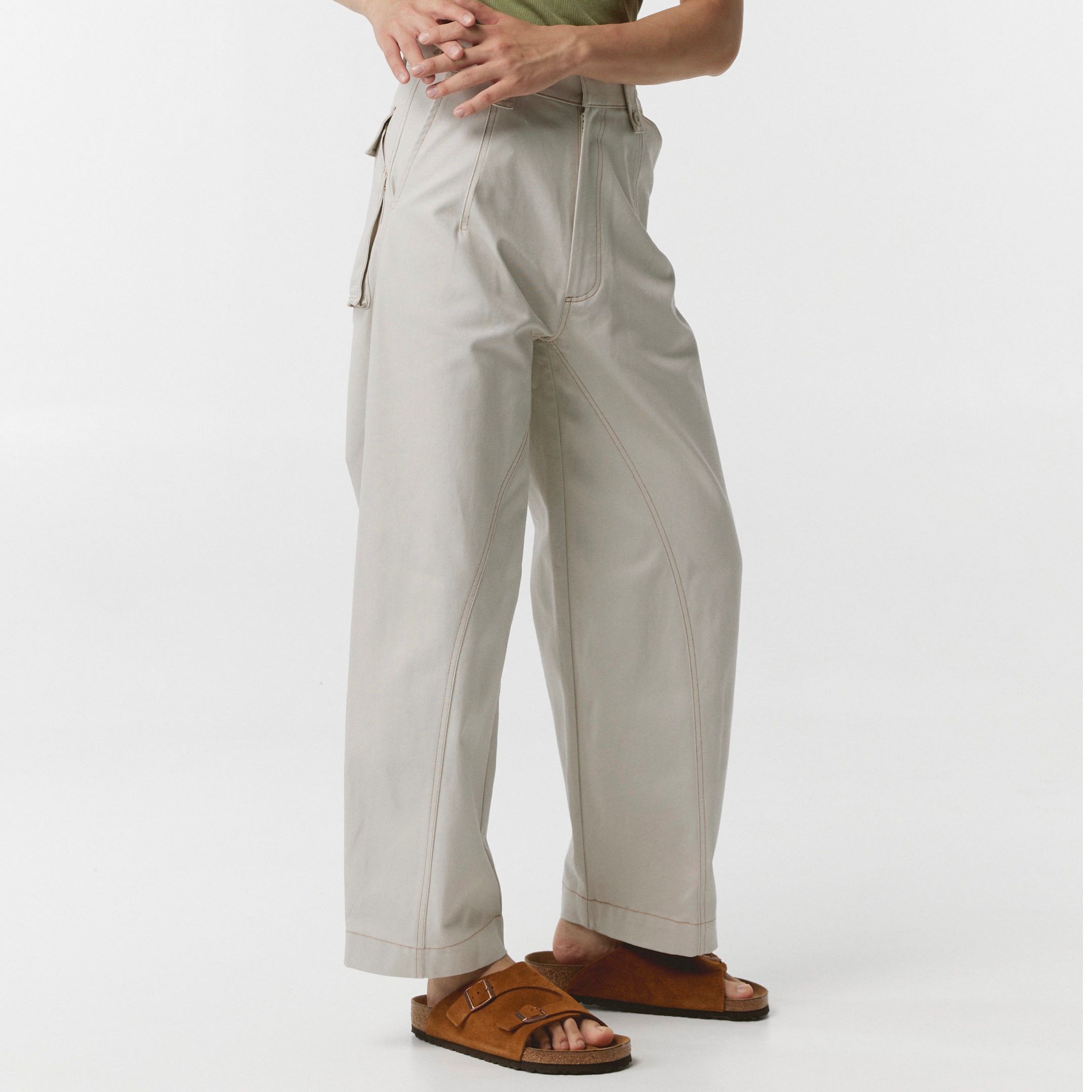 PLAY PANTS—SIMPLY WHITE (SIZE M) 31-35”