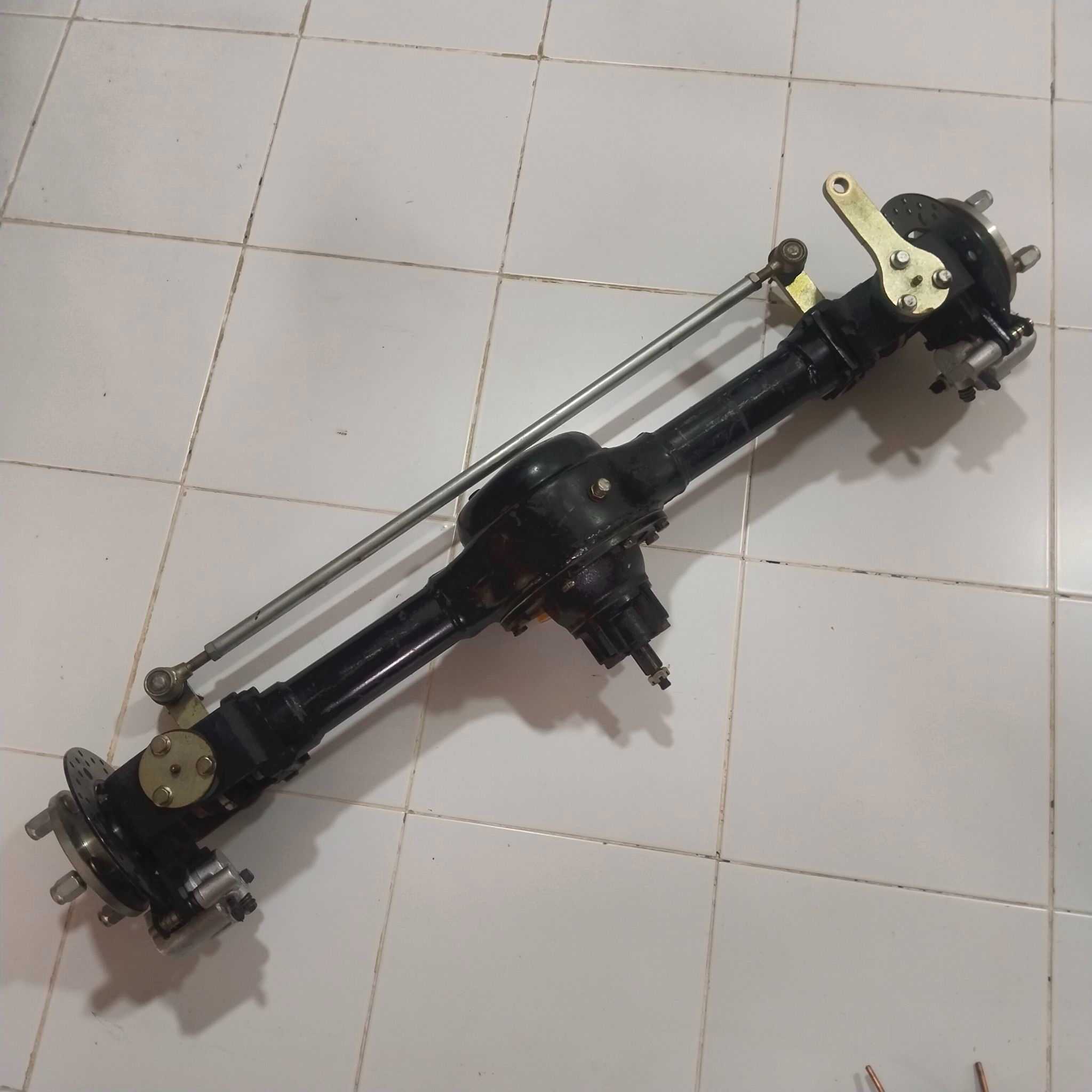 25K#4WDDF# เพลาเลี้ยวเฟืองหน้า 1เมตร ดีสเบรค (ทำรถ 4WD)