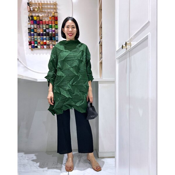 เพิ่มสีใหม่!! 2MUAY รุ่น CX6392 เสื้อพลีทคุณภาพ HIGH NECK ZIG ZAG PLEATED TOP 10 สี FREE SIZE