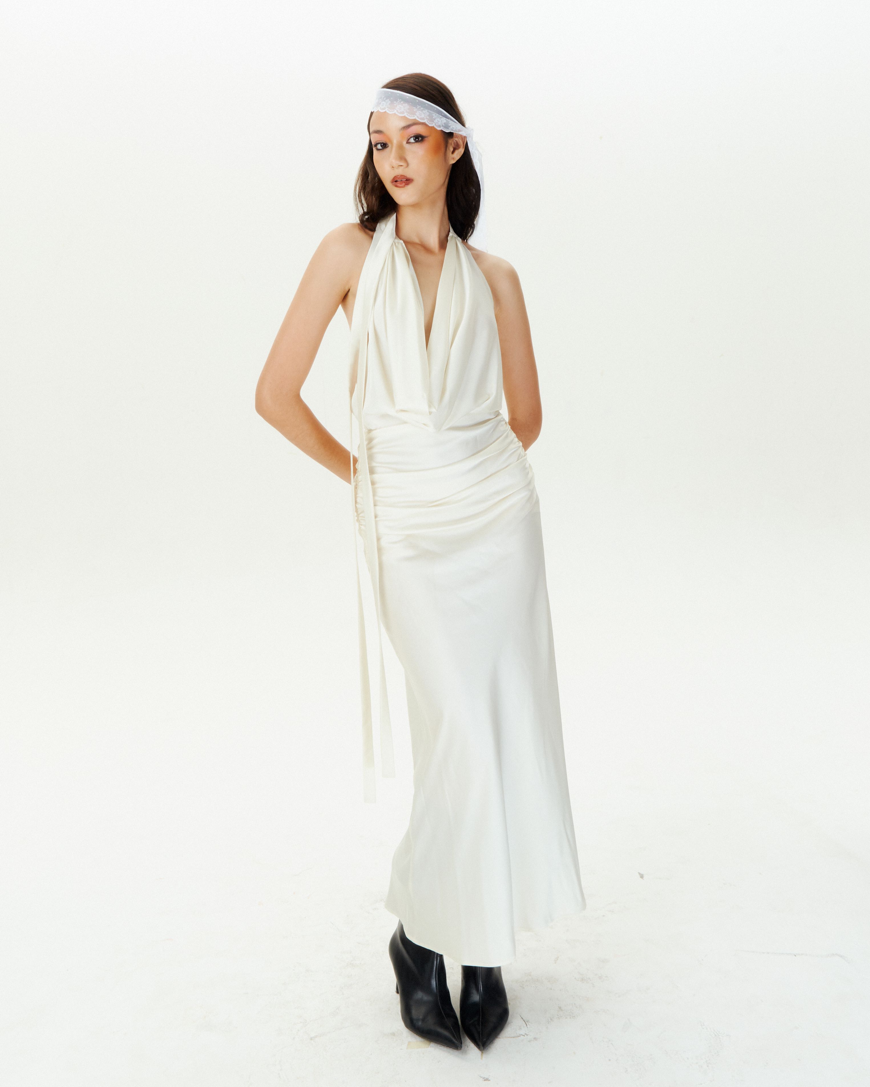 NEW ROMANTIC WHITE GROUND DRESS