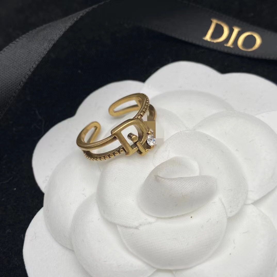 แหวน DIOR freesize ท้อป🔥