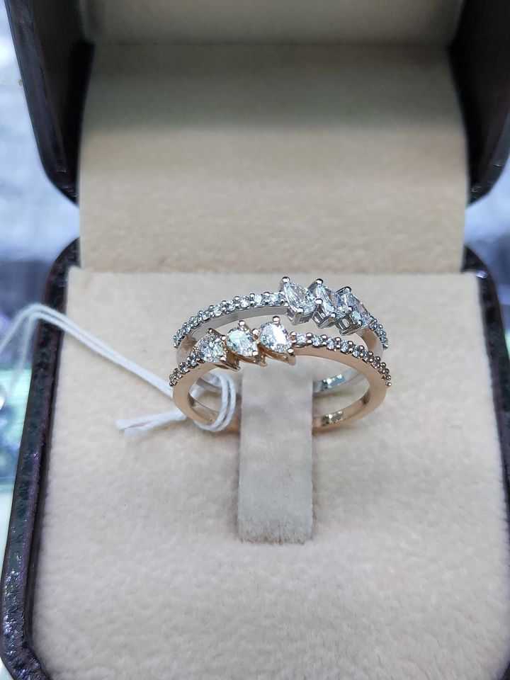 R64889 แหวนเพชรทรงหยดน้ำ Limited Edition