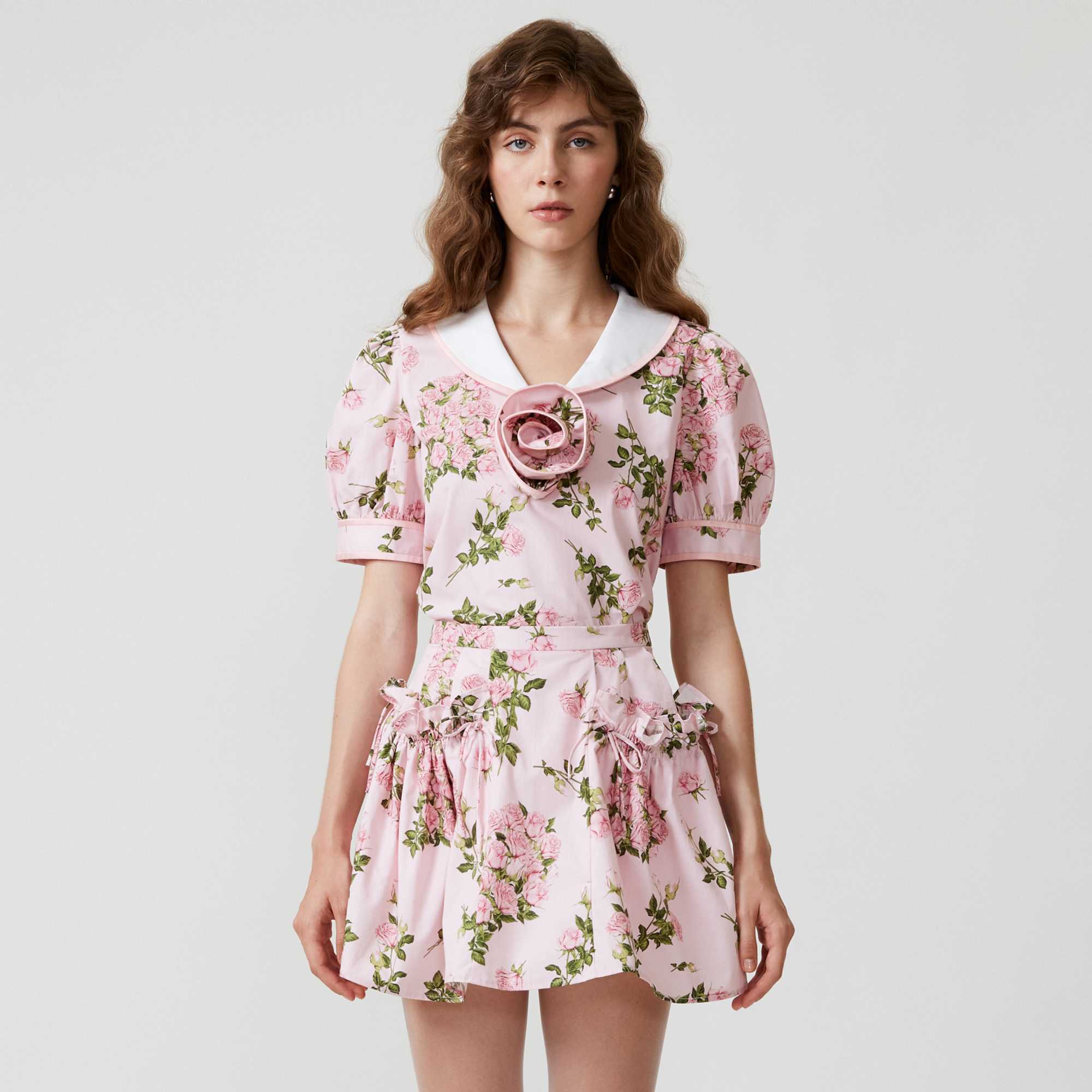 Printed top with rosette
