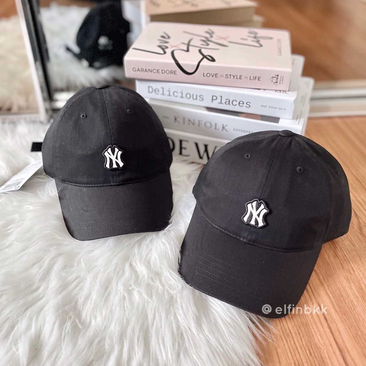 MLB Basic Wappen Ball Cap NY  หมวกแก๊ป โลโก้ NY สีเบจ สีดำ