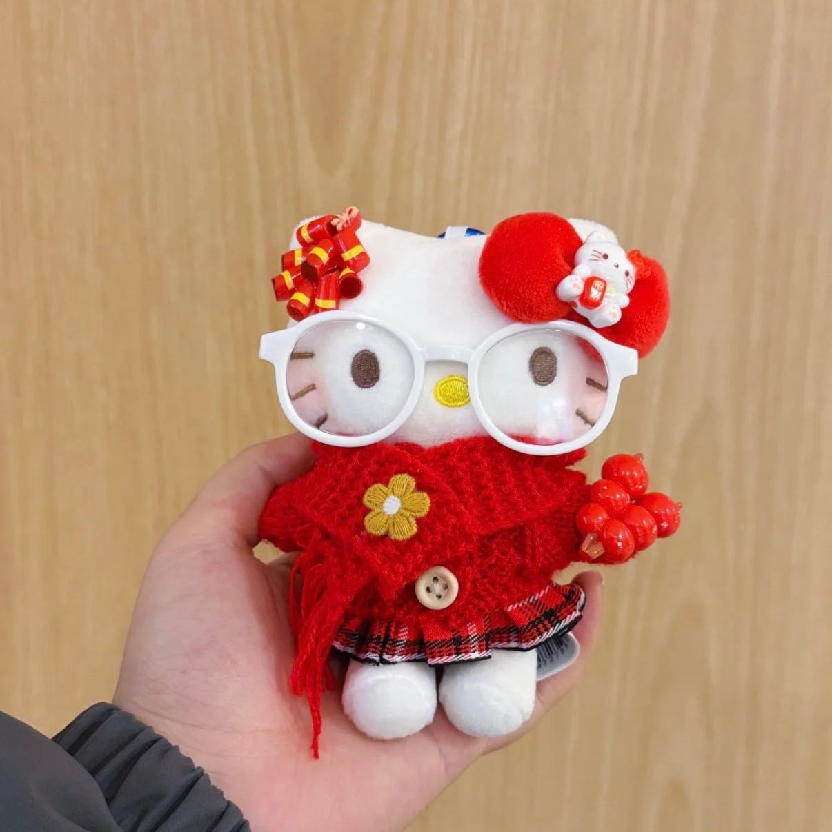 (พรีออเดอร์) พวงกุญแจ Kitty CNY 2026-ถังหูลู่