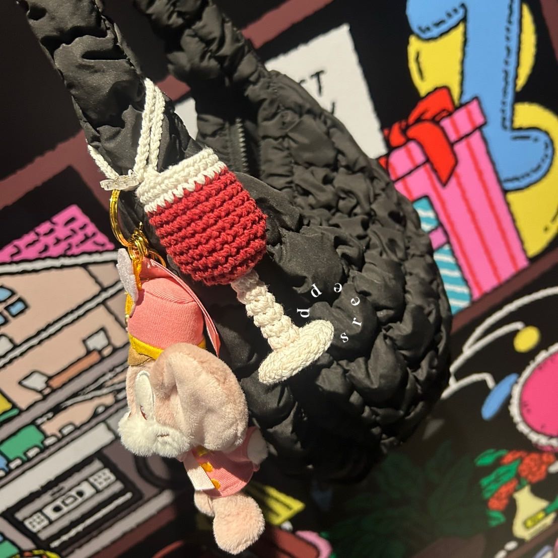 Wine glass keychain พวงกุญแจแก้วไวน์