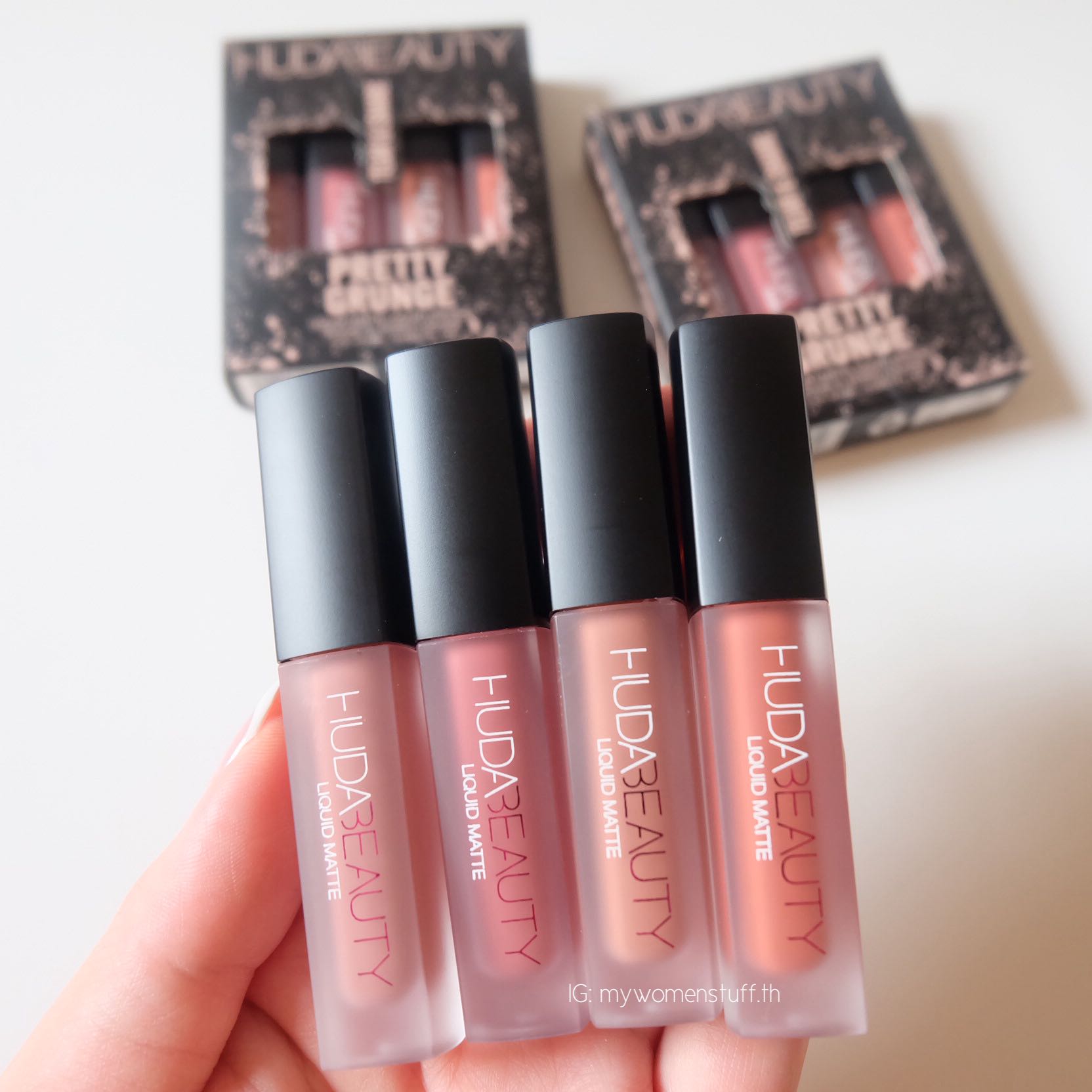 Huda Pretty Grunge Liquid Matte Lipstick Set ( 4 แท่ง x 1.9ml ) ป้ายไทย ผลิต 03/2023
