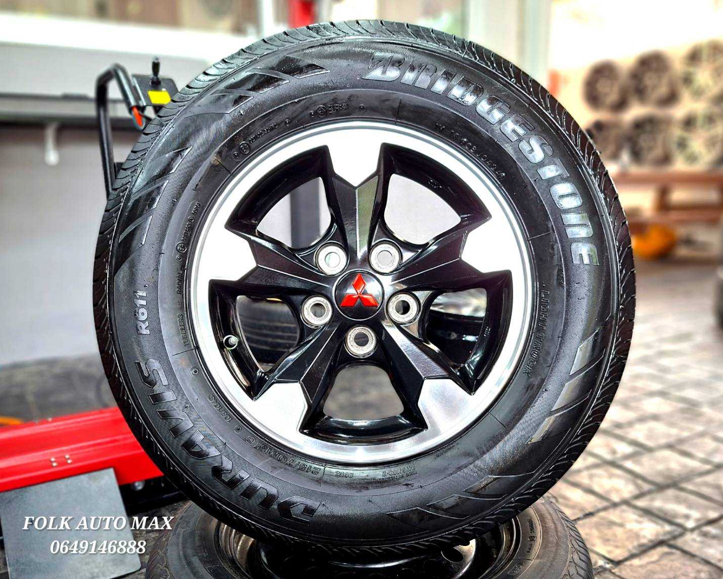 ปี 24 ล้อ Mitsubishi Triton ขอบ 15 สภาพสวยไม่มีรอย พร้อมยาง Bridgestone  1589368  91295668 