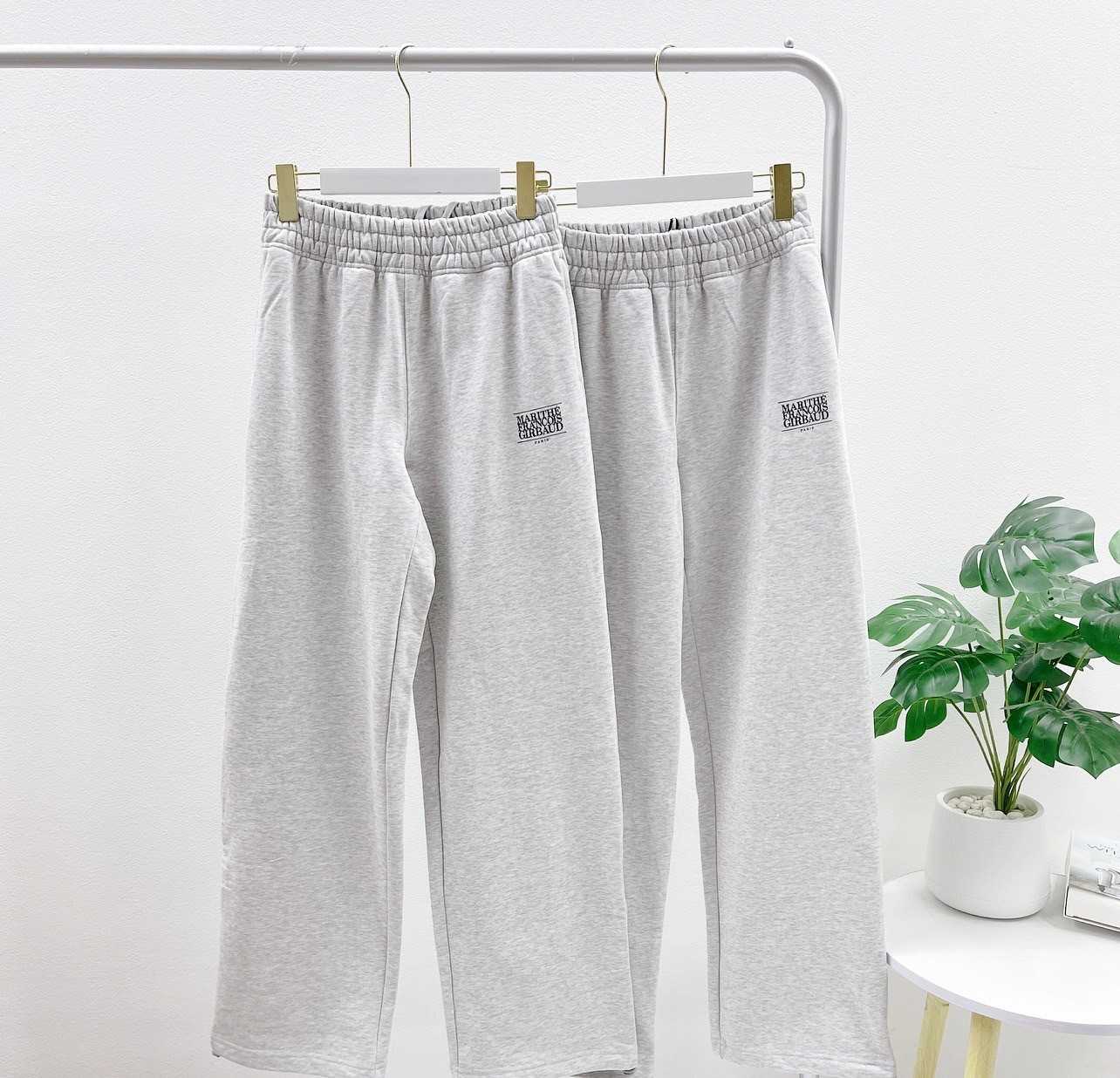 Marithe Classic Sweatpant (Heather)