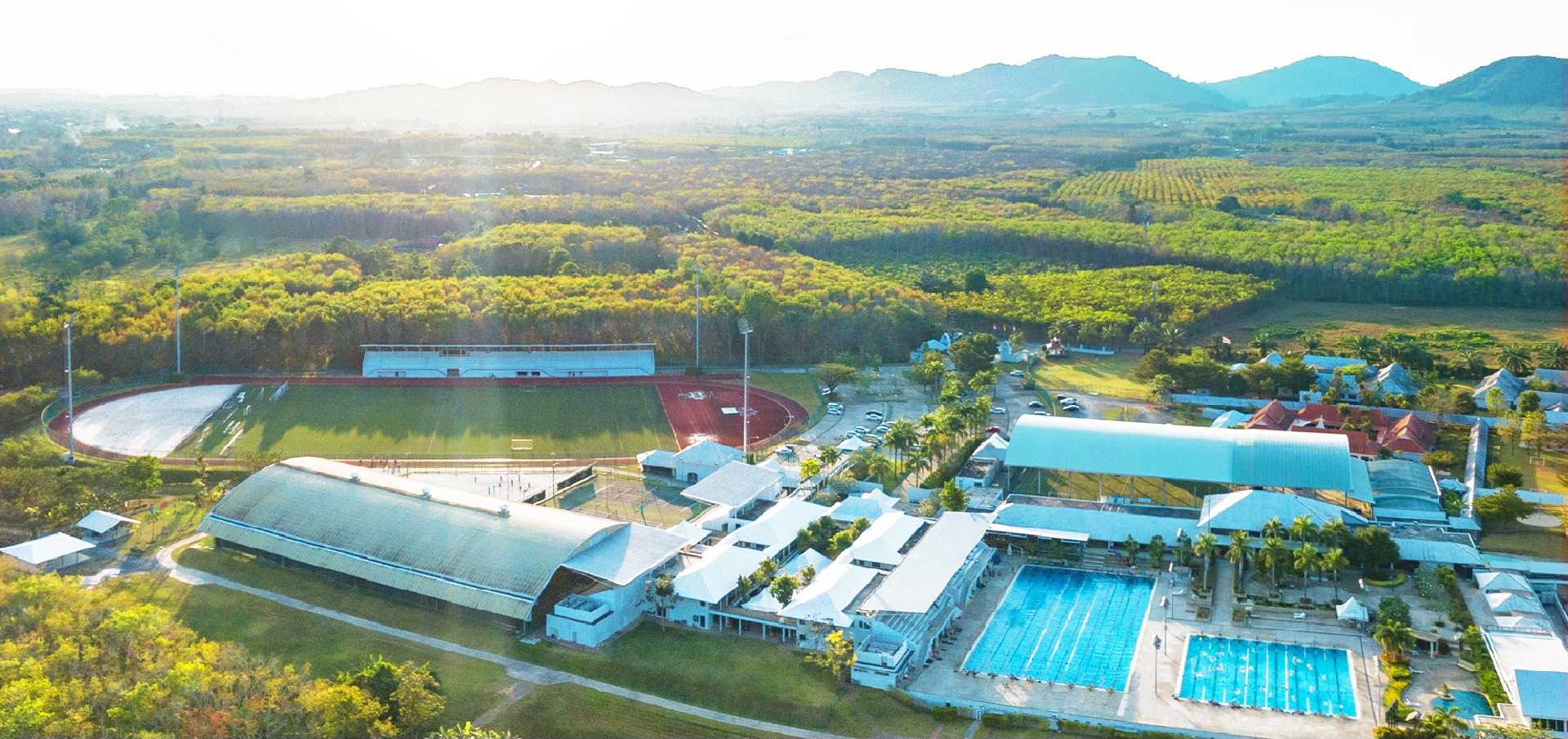 Thanyapura Health and Sport Club Phuket ภูเก็ต ห้อง Suite - Pool Wing พร้อมอาหารเช้า 2 ท่าน