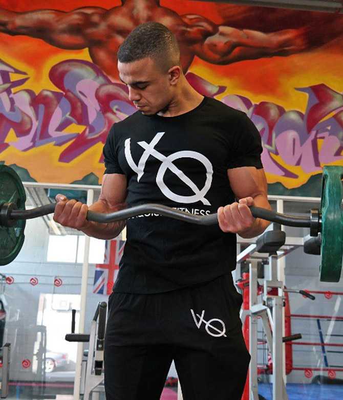 เสื้อแขนสั้น VANQUISH #3 / ผ้าคอตตอนยืด ใส่ออกกำลังกาย ผ้านิ่มใส่สบาย ระบายอากาศได้ดี