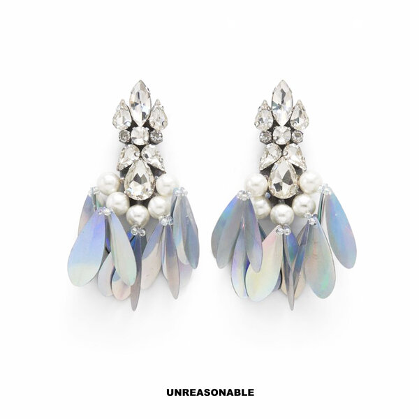 Dreamy Aurora Earrings สีรุ้ง ต่างหูคลิป ต่างหูก้านเงินแท้ น้ำหนักเบา สวยใส่สบาย UA0579-01 Unreas...
