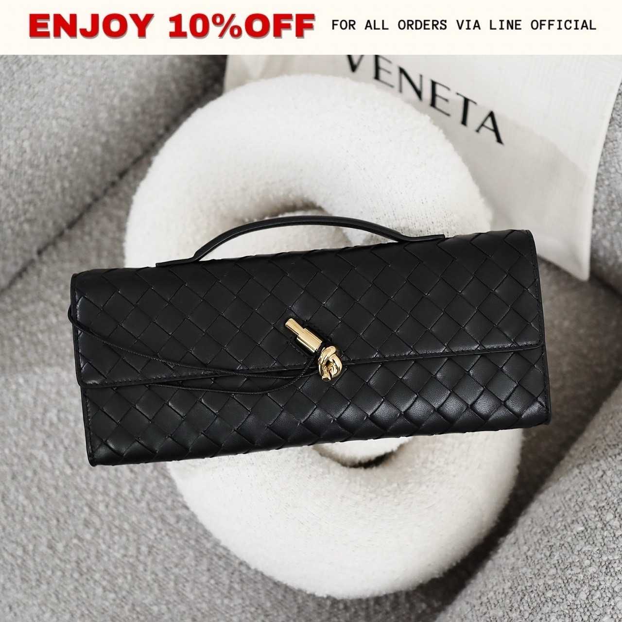 NEW! BOTTEGA VENETA Andiamo Clutch สี Black GHW | Bag