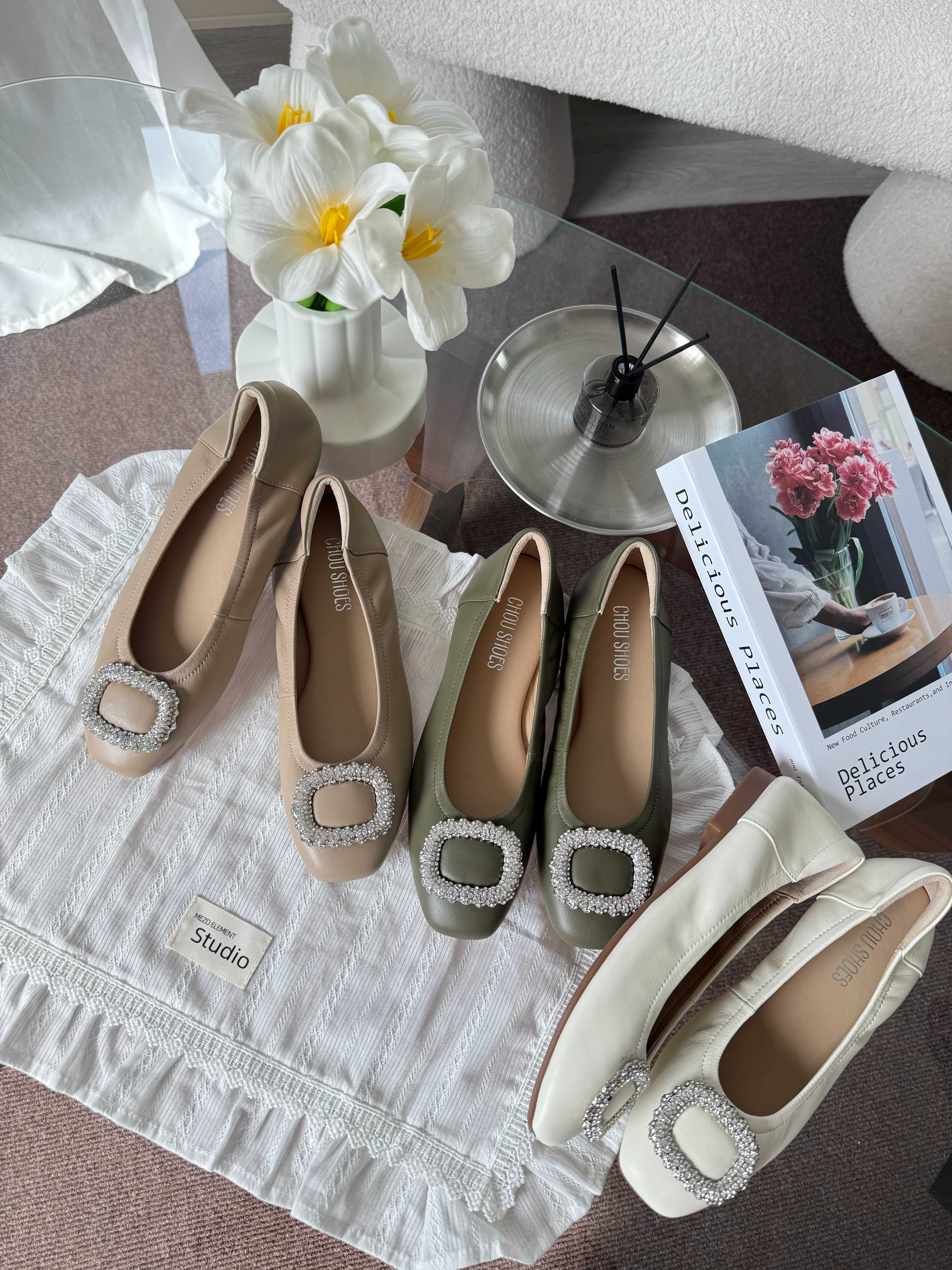 Martha ทรง Flat