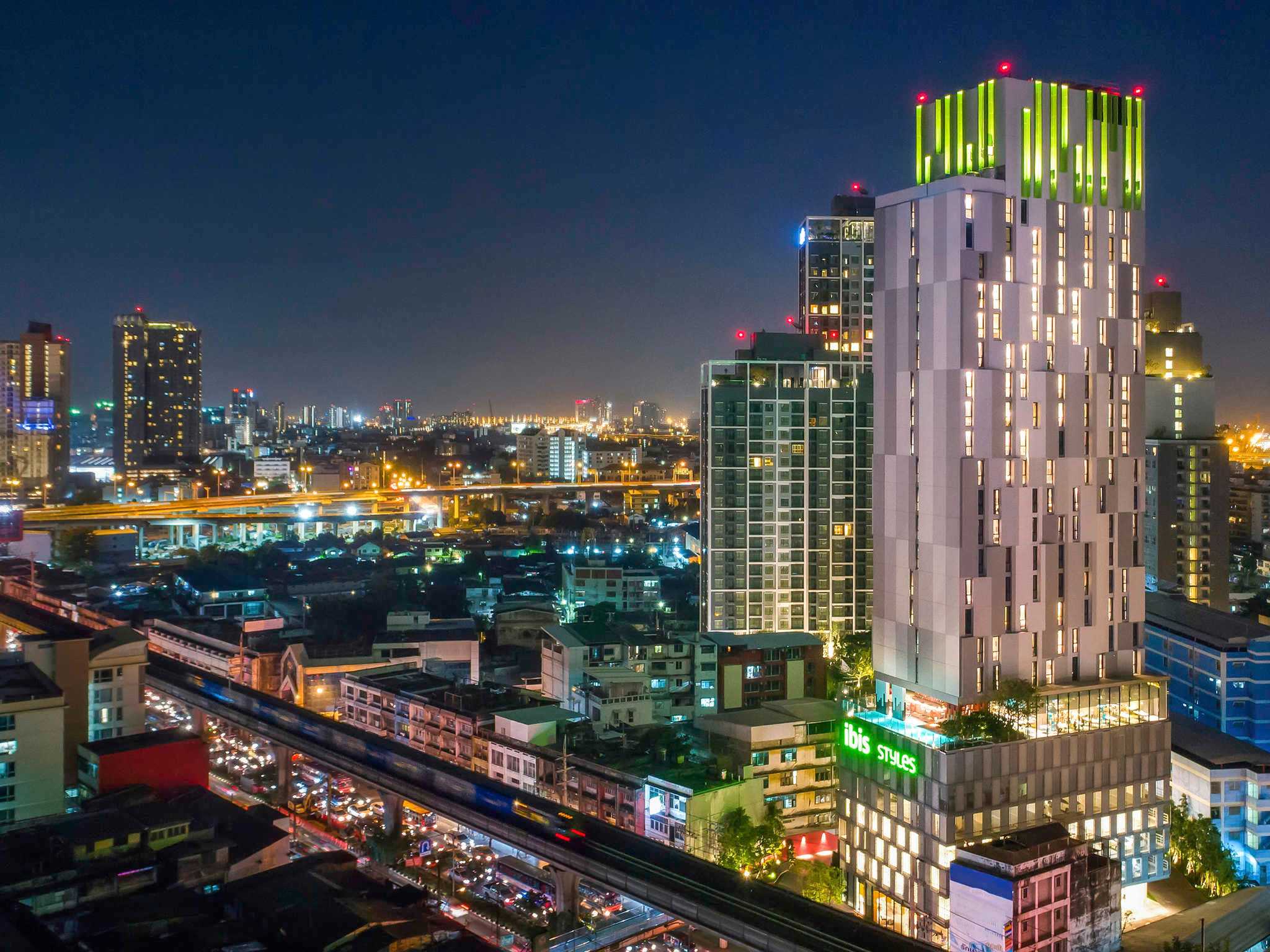 Ibis Style Bangkok Sukhumvit Phra Khanong ห้อง Standard พร้อมอาหารเช้า 2 ท่าน