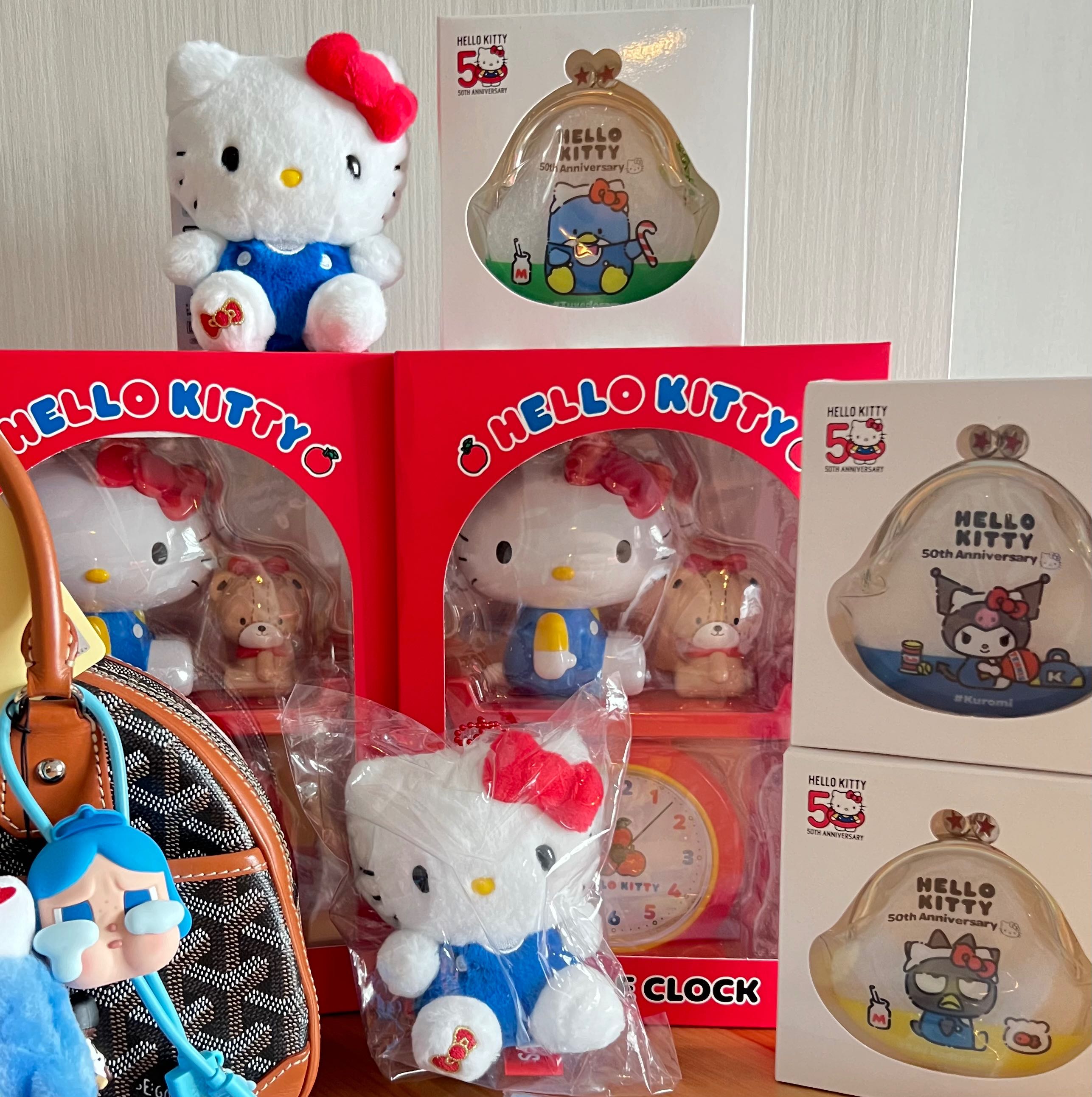 Hello Kitty Keychain กระเป๋าใส-ใส่เหรียญ พร้อมเป็นที่ห้อยได้