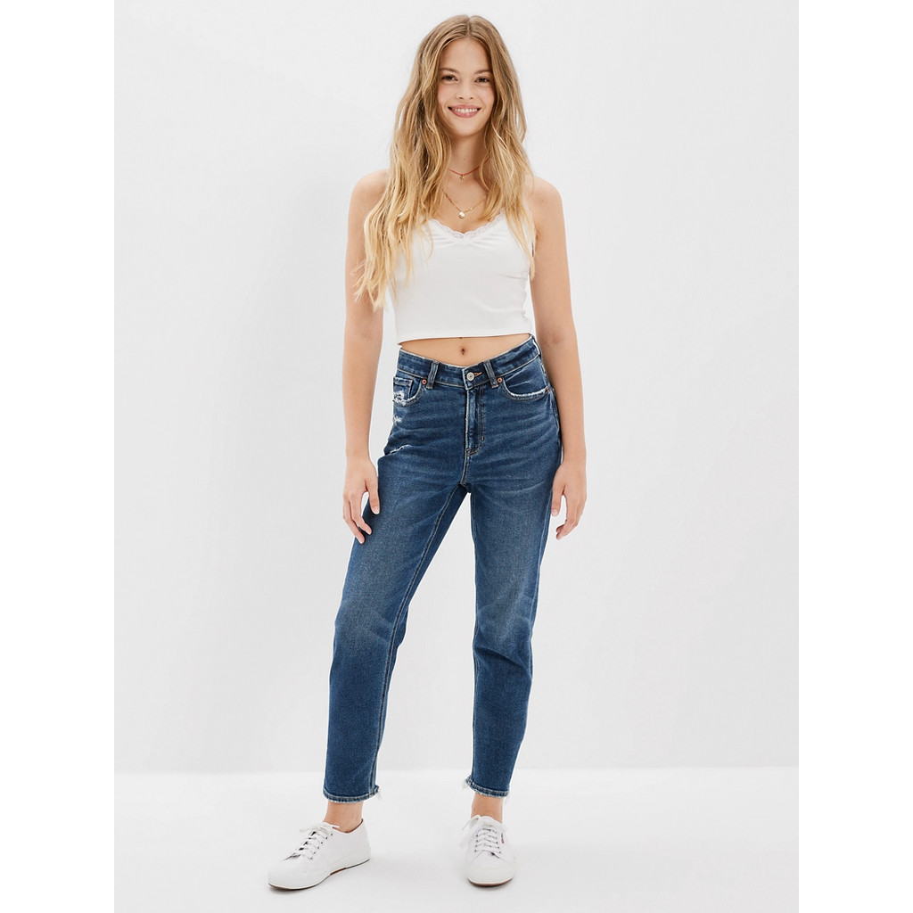 American Eagle กางเกงยีนส์ผู้หญิง V-RISE MOM JEANS สี CLASSIC MEDIUM - 043-4212-851