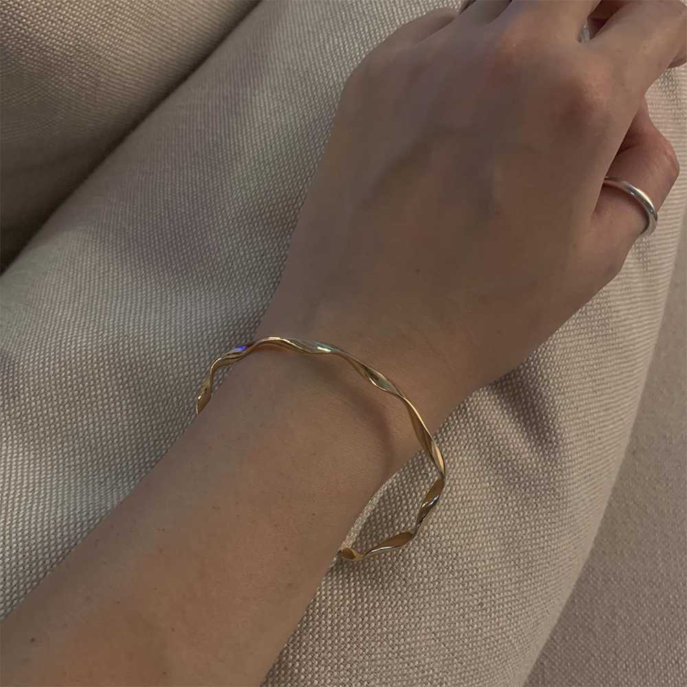 Wave Bracelet