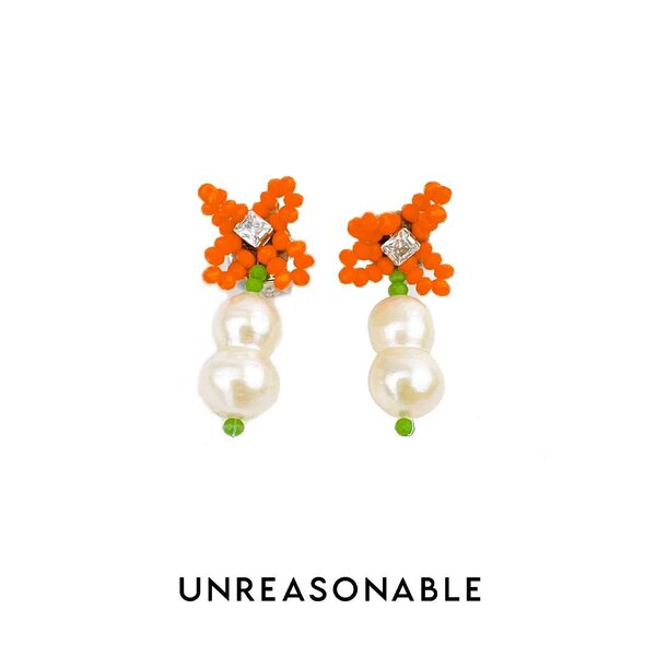 ต่างหู มุกแท้ สีส้ม ต่างหูคลิป ต่างหูก้านเงินแท้ UA0811-01 Unreasonable Accessories