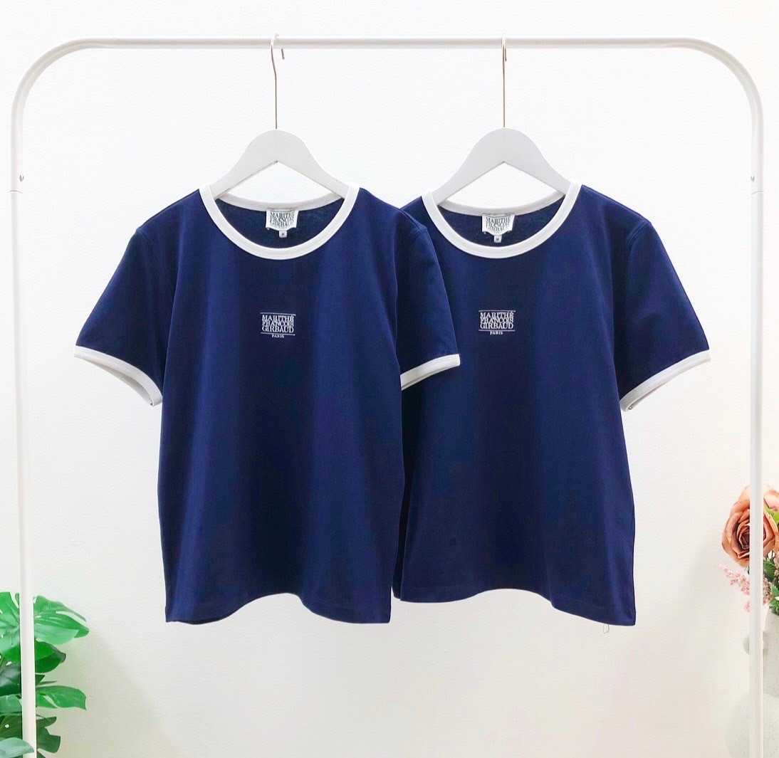 พร้อมส่ง  Marithe Women Small Logo Ringer T-Shirt (Navy)