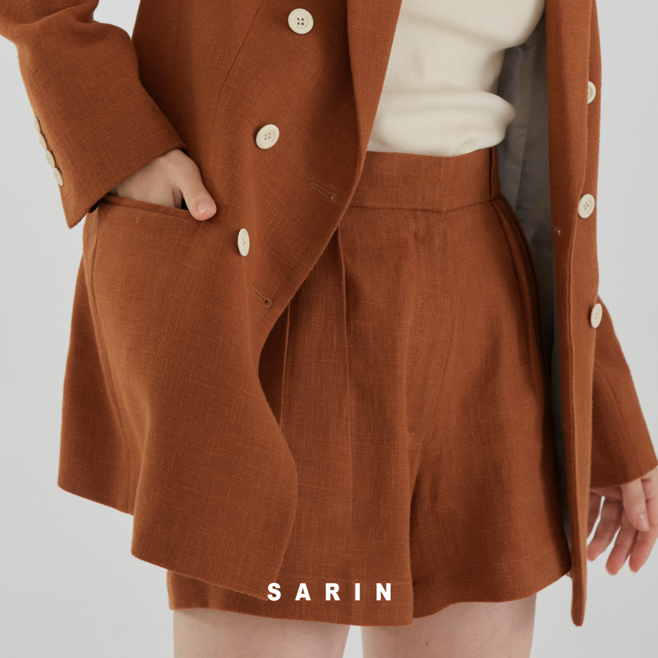 SARIN Petite Shorts