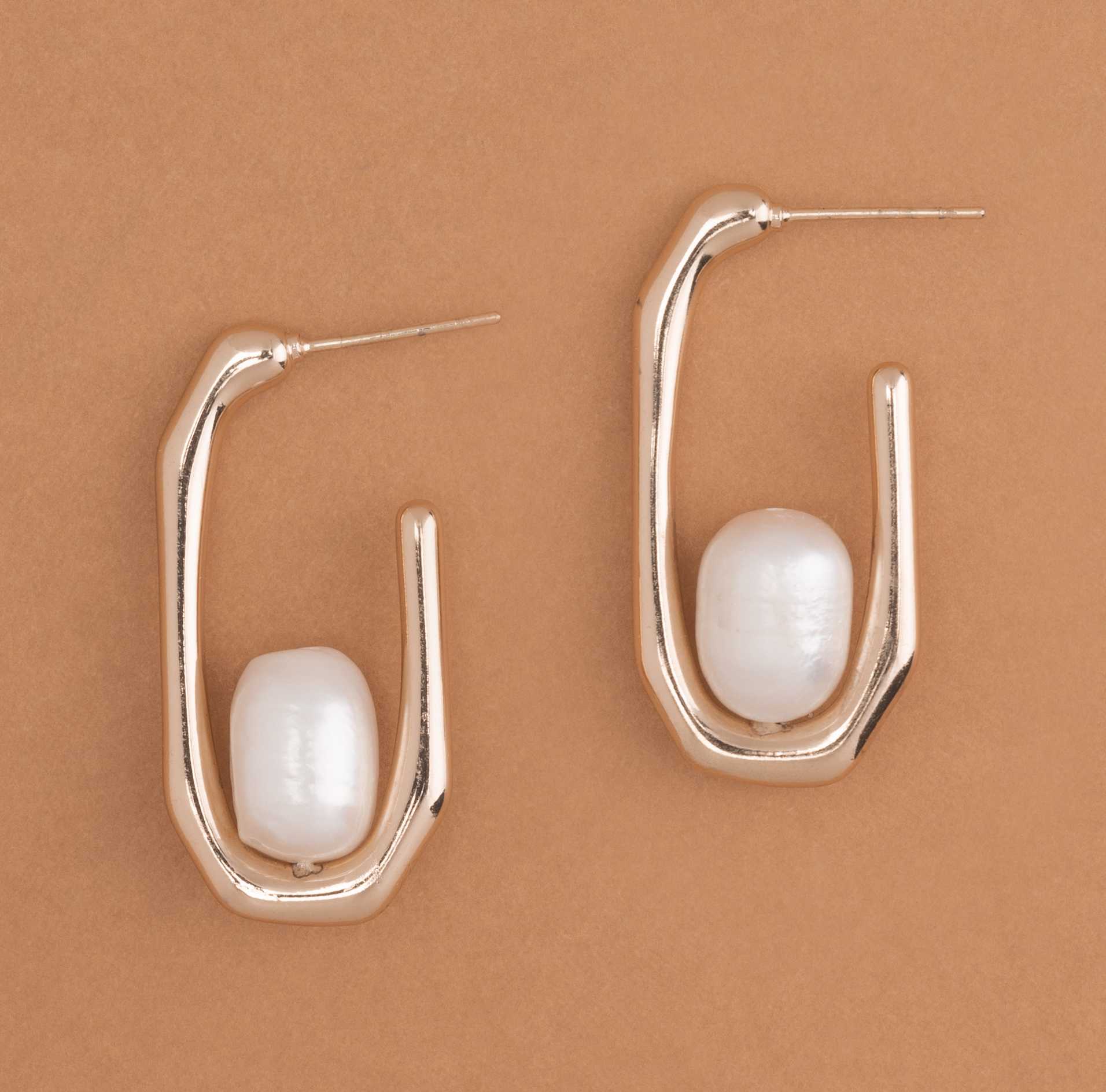 FRESH WATER PEARL  J HOOP EARRINGS