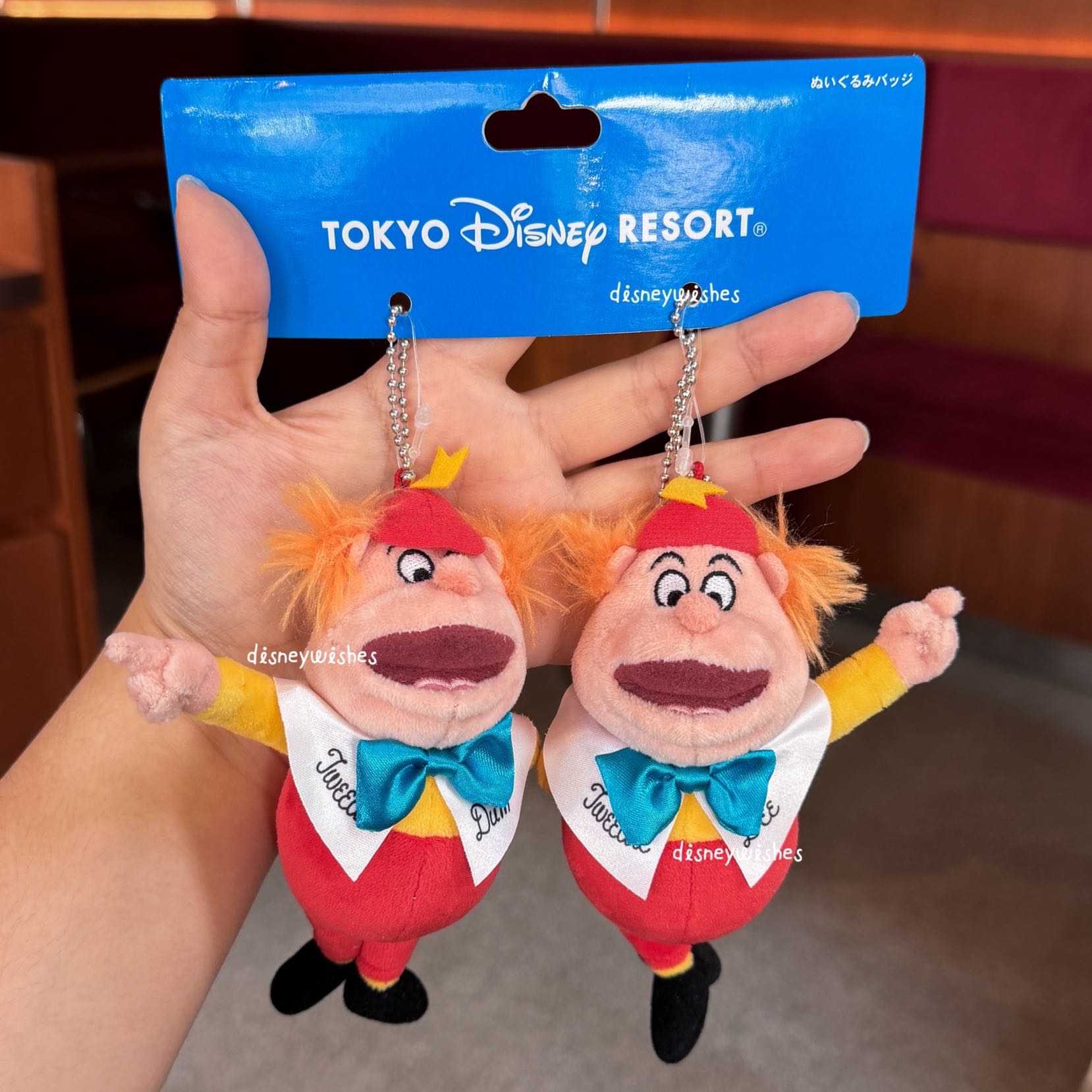 พร้อมส่งที่ไทย (หายาก!) : พวงกุญแจ Tweedledee & Tweedledum จากเรื่อง Alice 🇯🇵 Tokyo Disneyland