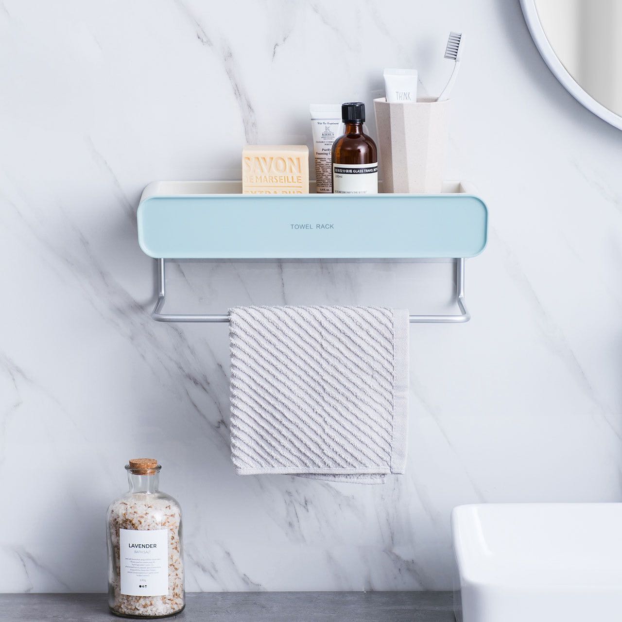 🍃พร้อมส่ง(สีฟ้า) : ชั้นวางของติดผนังพร้อมราวแขวนผ้า