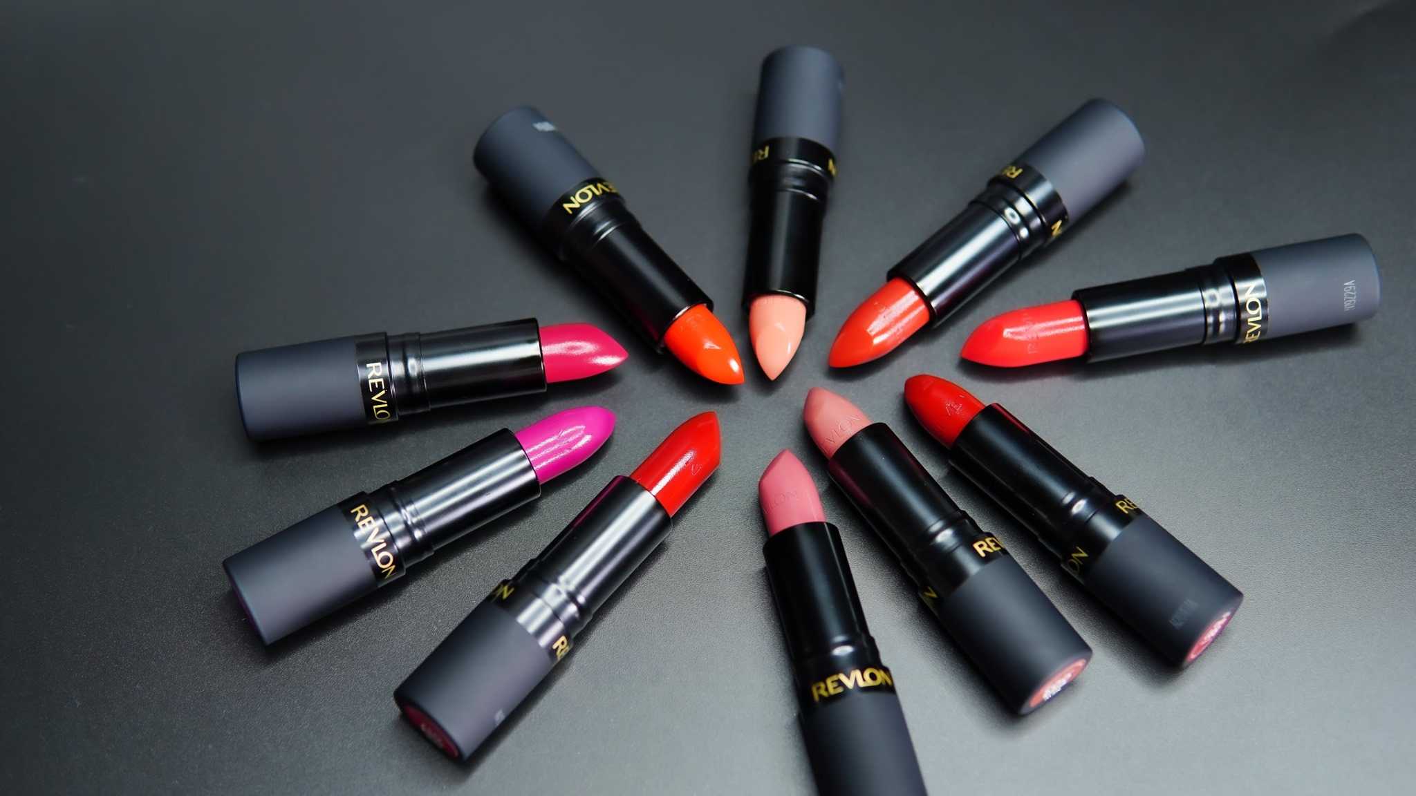 REVLON SUPER LUSTROUS THE LUSCIOUS MATTE LIPSTICK
